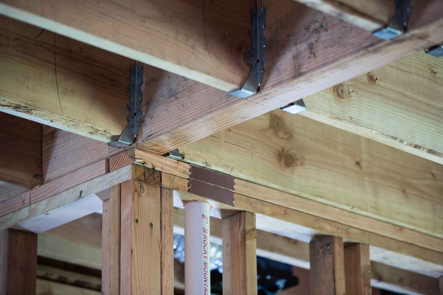 Lopez - What do you all think? 🤔🤔🤔 . . . . #framing #rafter #roof #deck ...