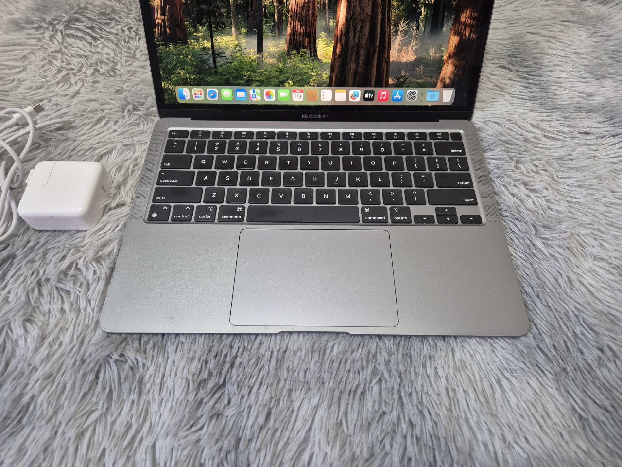 For sale 23,000 Macbook Air M1 2020 8GB 256GB Quick Specs: Procie 