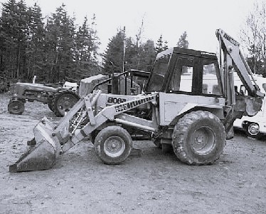 W1 - The Case 580B tractor-loader-backhoe was introduced in the early ...