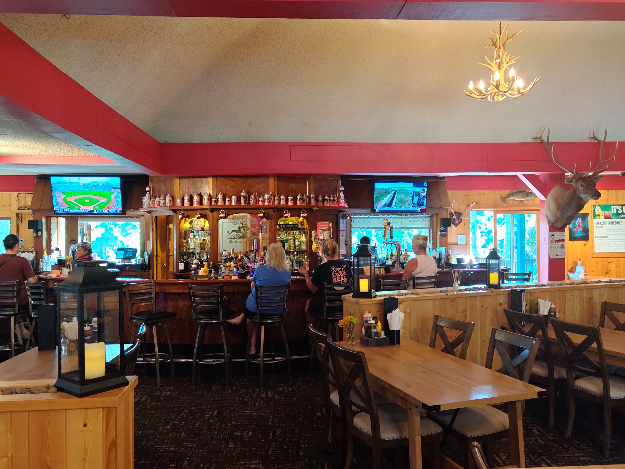 Backdraft BBQ at Headwaters | Boulder Junction WI
