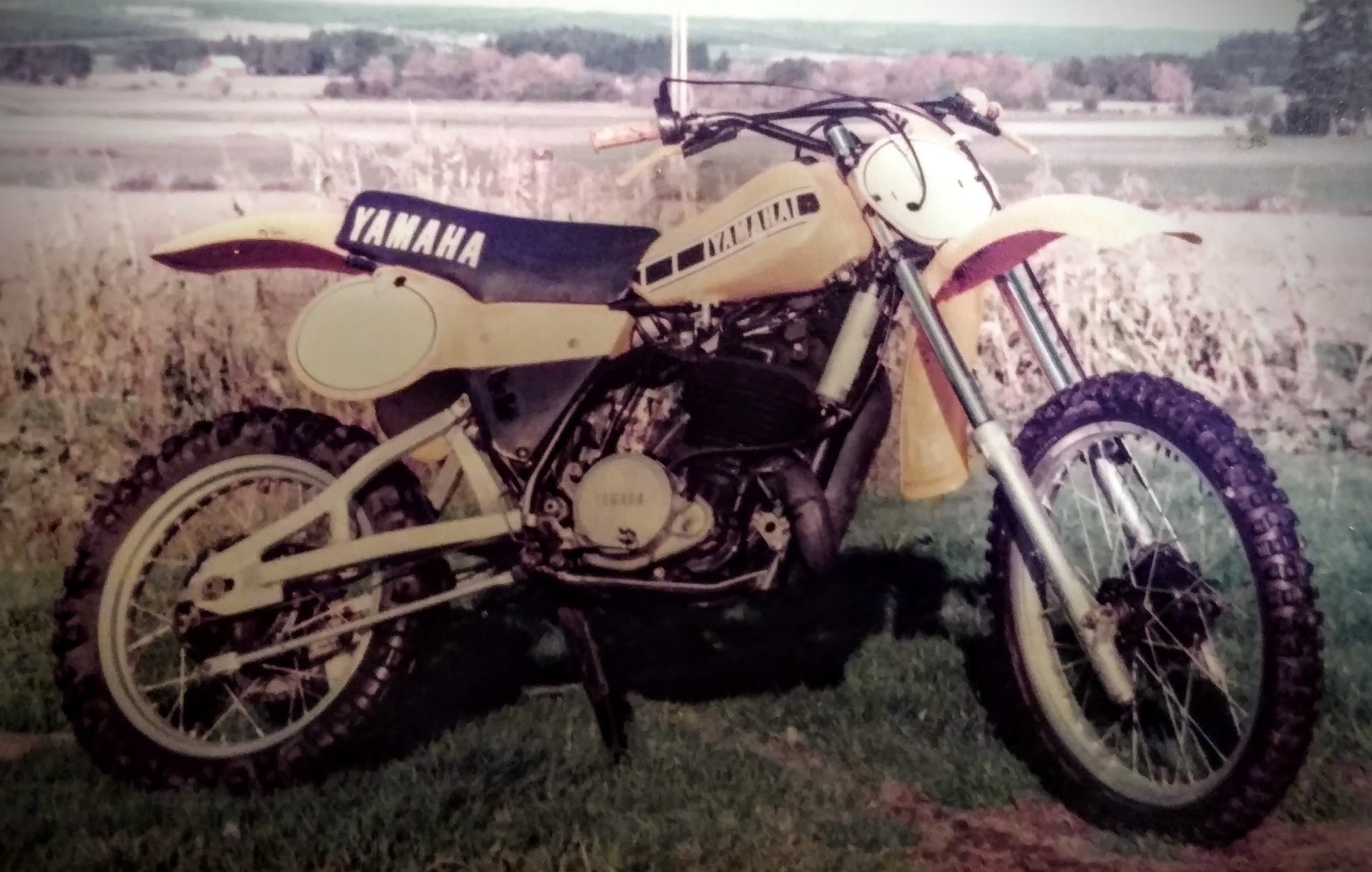 vintage an・an no.29 Vintage Yamaha YZ465 motorcycle experience