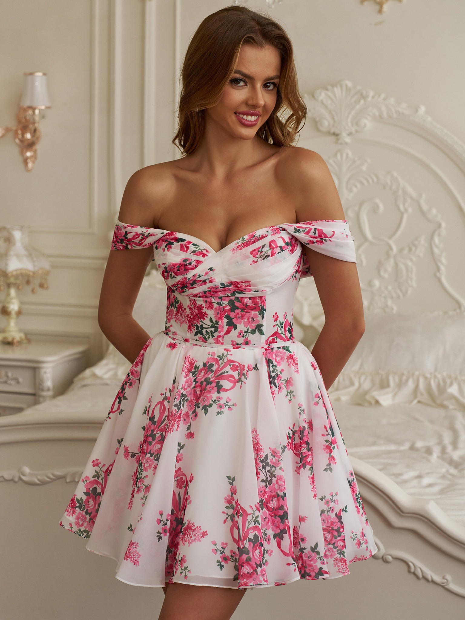 pink laced dress Timeless Lace Short Sleeve Mini Medium Rocking the Buzzcut Look champagne flower girl dress Size:5 US / 35 EU Blush pink lace wedding