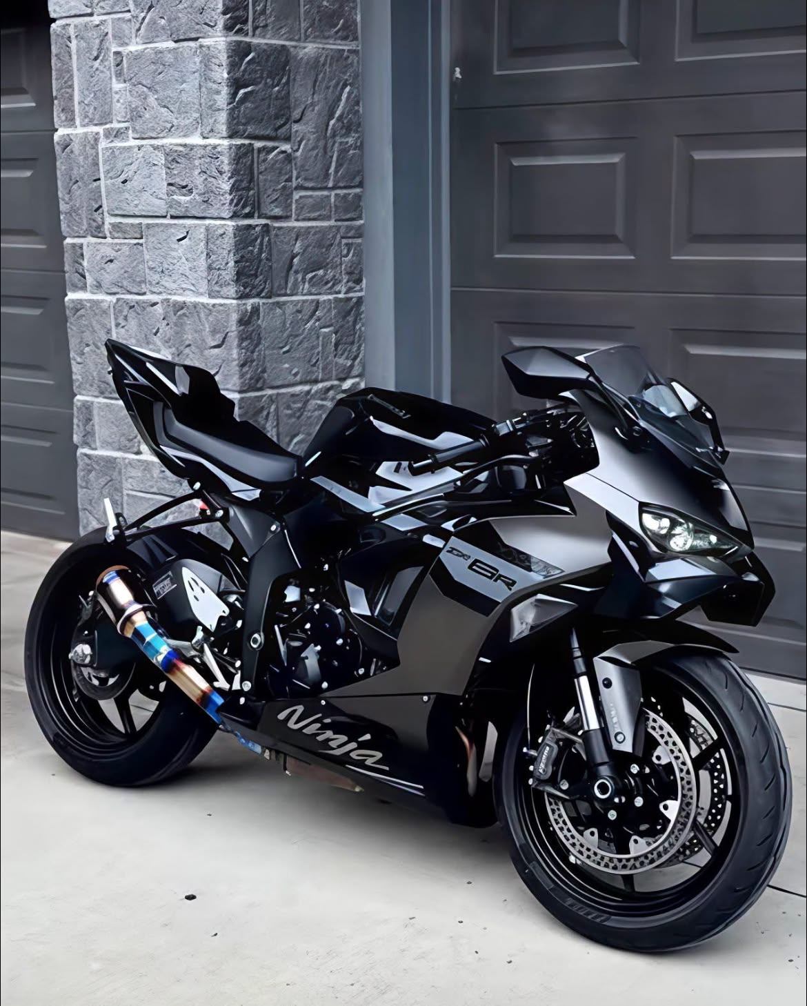 Deku - KAWASAKI NINJA ZX6R 🩶 THE BEST MIDDLE WEIGHT BIKE? BEST