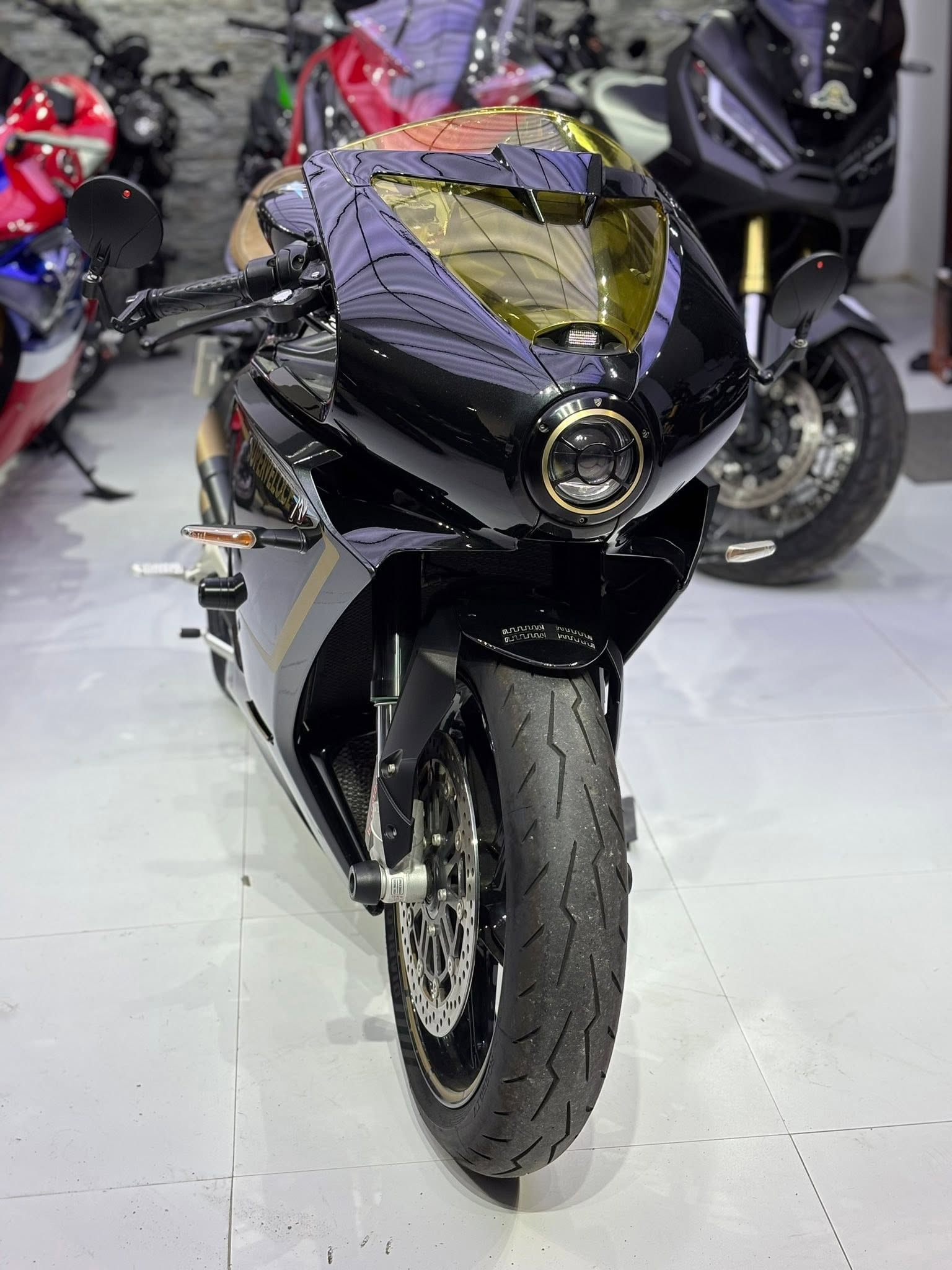 2020 MV Agusta Superveloce 800 for sale with accessories