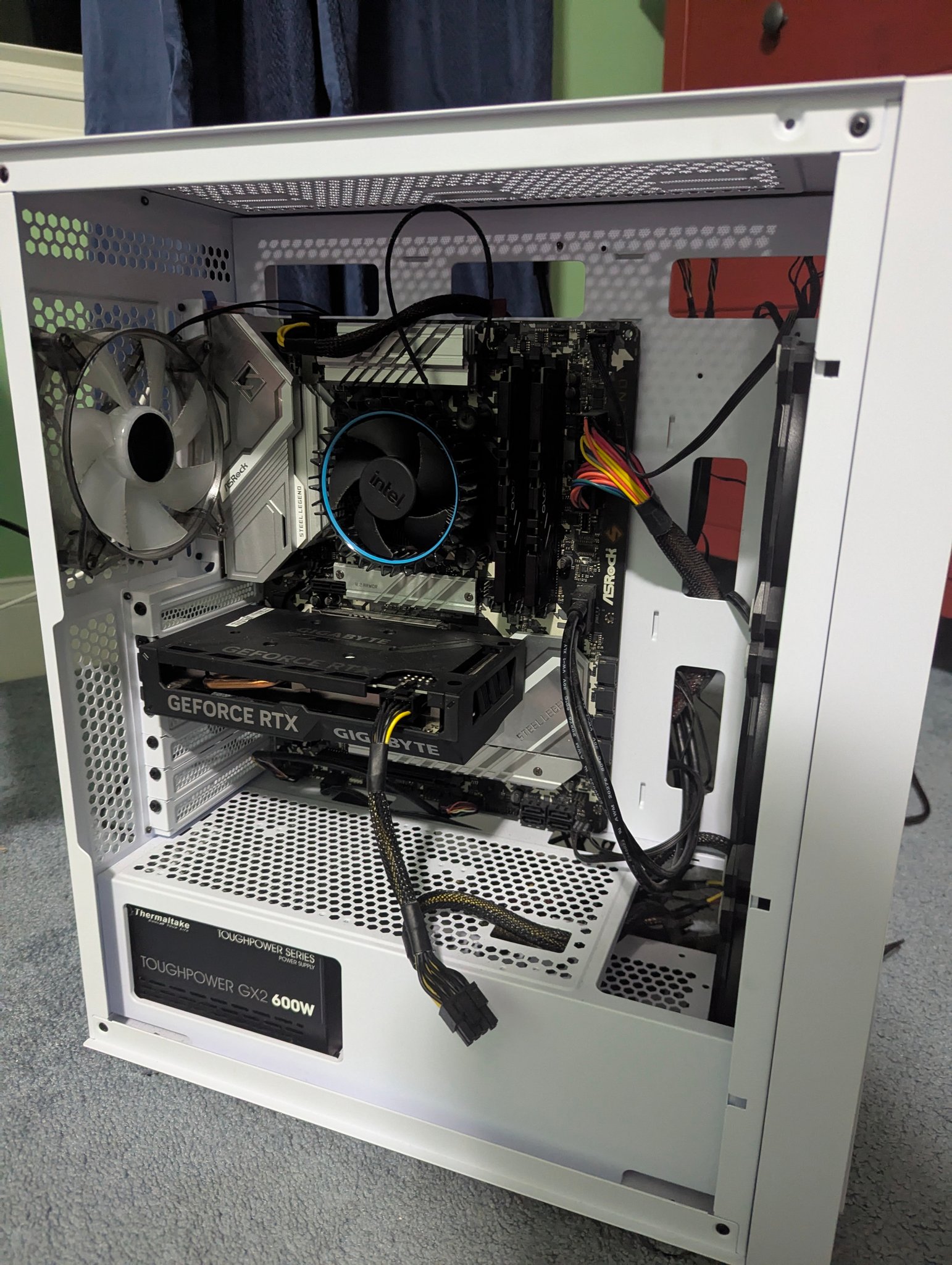 Gaming PC build with Intel i5-12400F and Nvidia GeForce GTX 4060