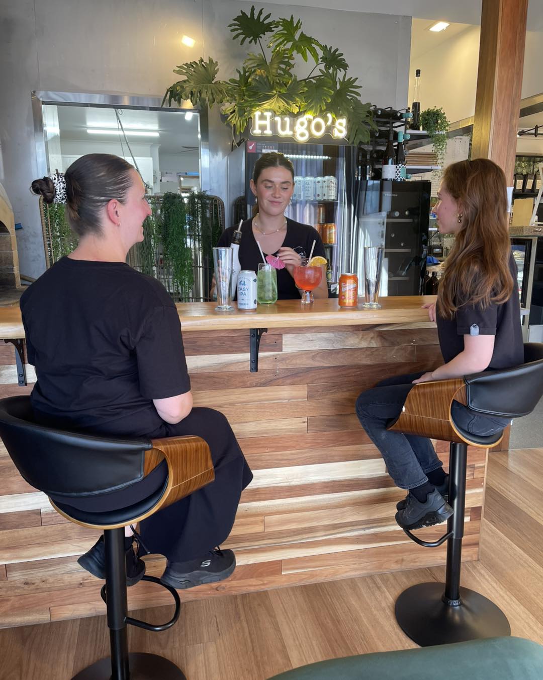 Hugo's Brew & Chew -... - Hugo's Brew & Chew - Licensed Cafe