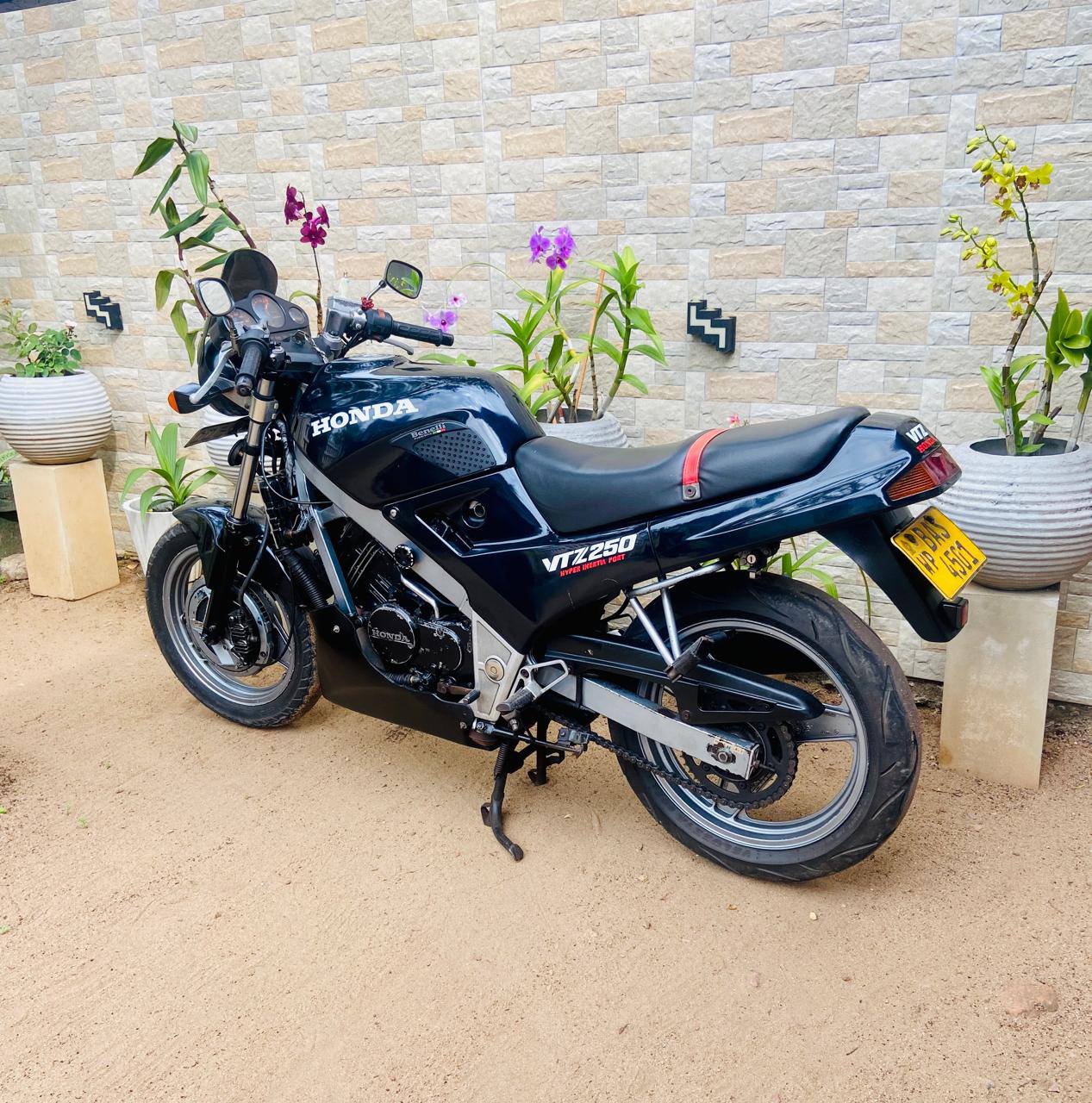 ◾For Sale ◾Honda VTZ 250 ◾Original Register ◾2013 Register 