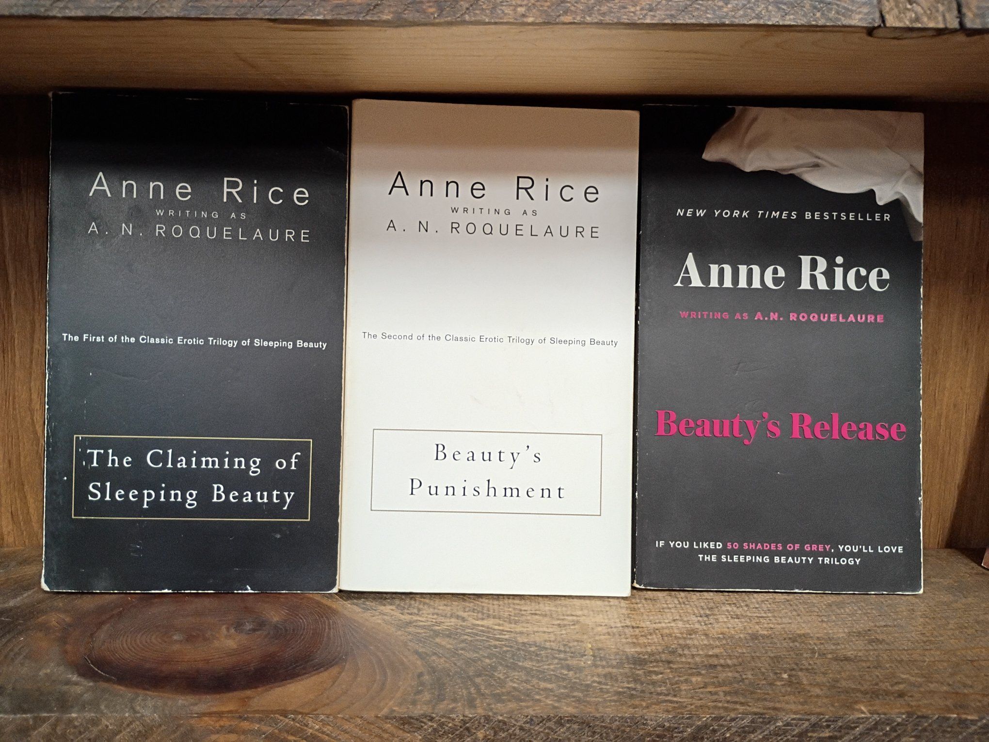 Scratch Ankle Books and More | Milton FL