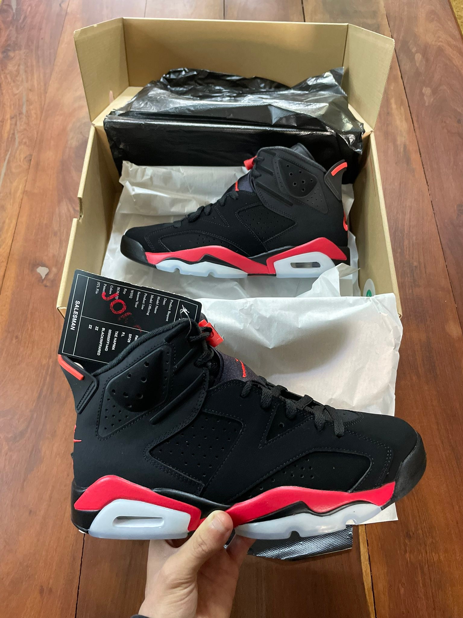 Jordan 6 retro gold hoops Talle 7.5US mujer (24.5cm) .Jordan 1 low 