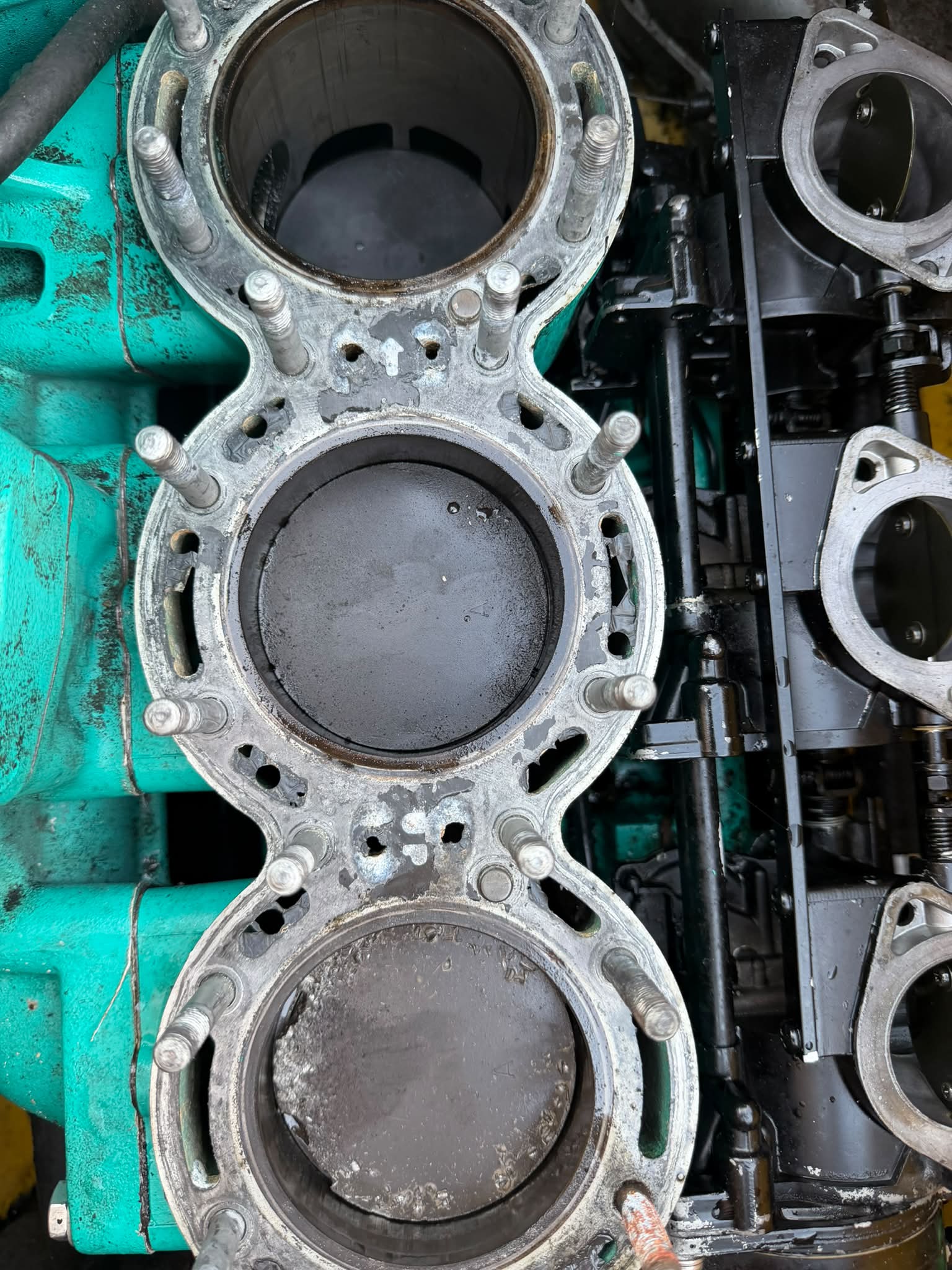 Anybody have an extra 2000 zxi 1100 jug they wanna sell?