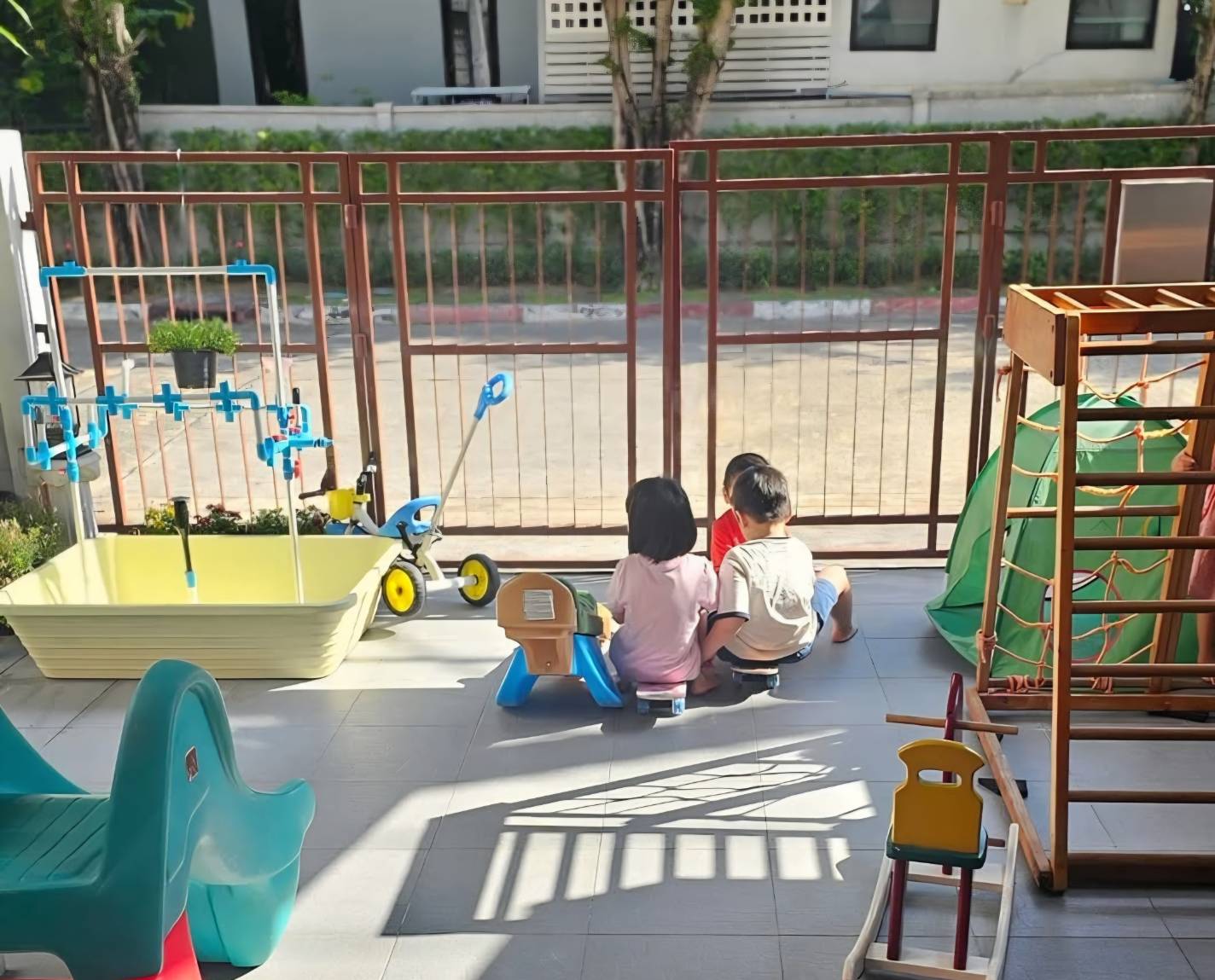 Smile Learn Plearn Play