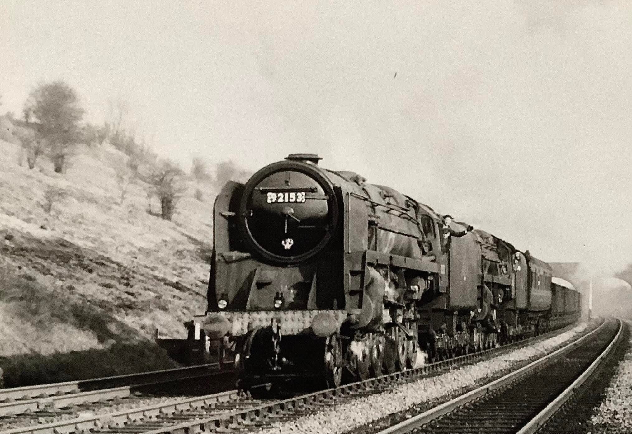 S.T.E.A.M. | The BR Standard Class 9F 2-10-0 No 92153 leading 92158 on ...
