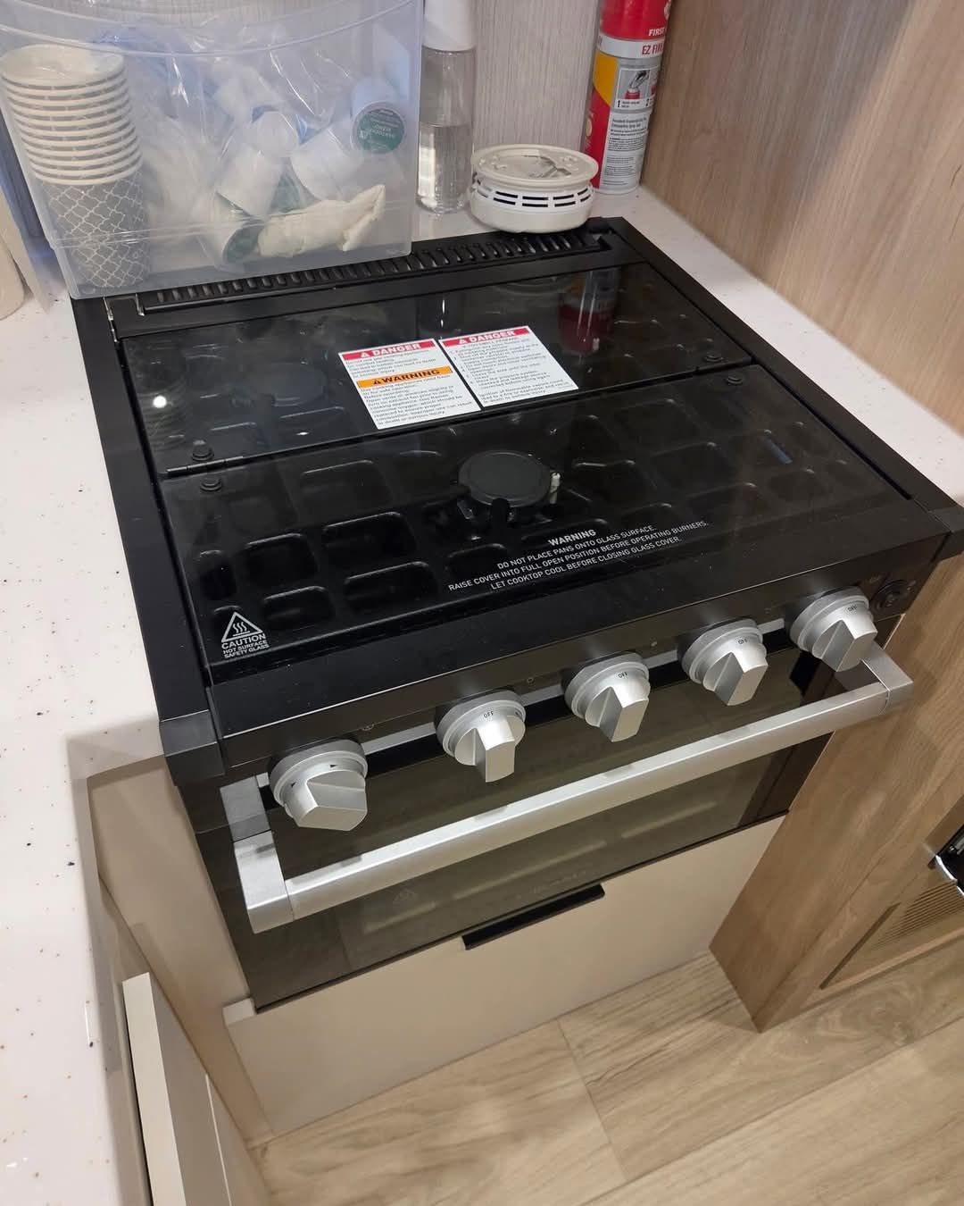 Covering gas burners for a useful space?
