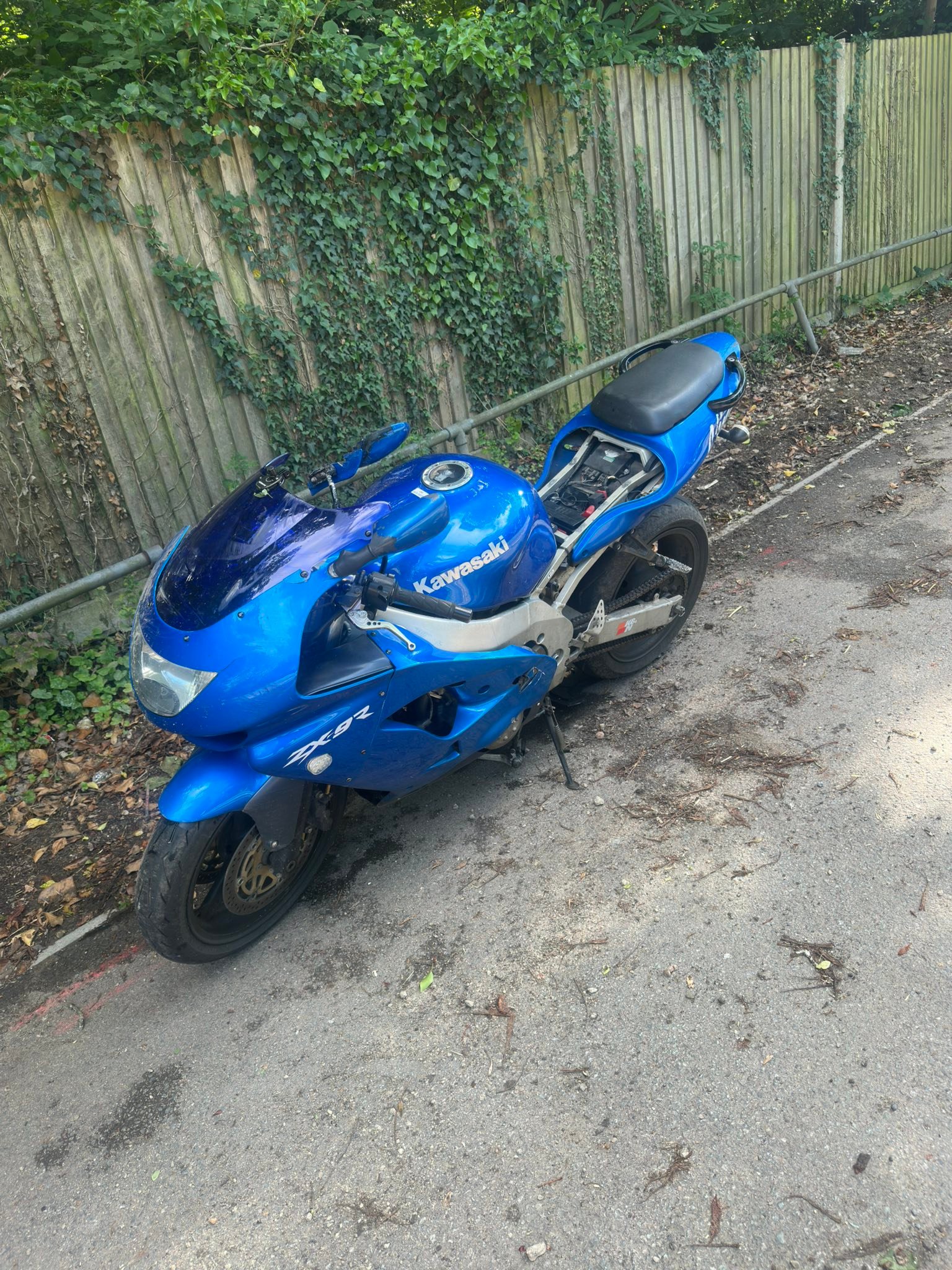 Found blue Kawasaki ZX9R Ninja at White Webbs Toby Carvery