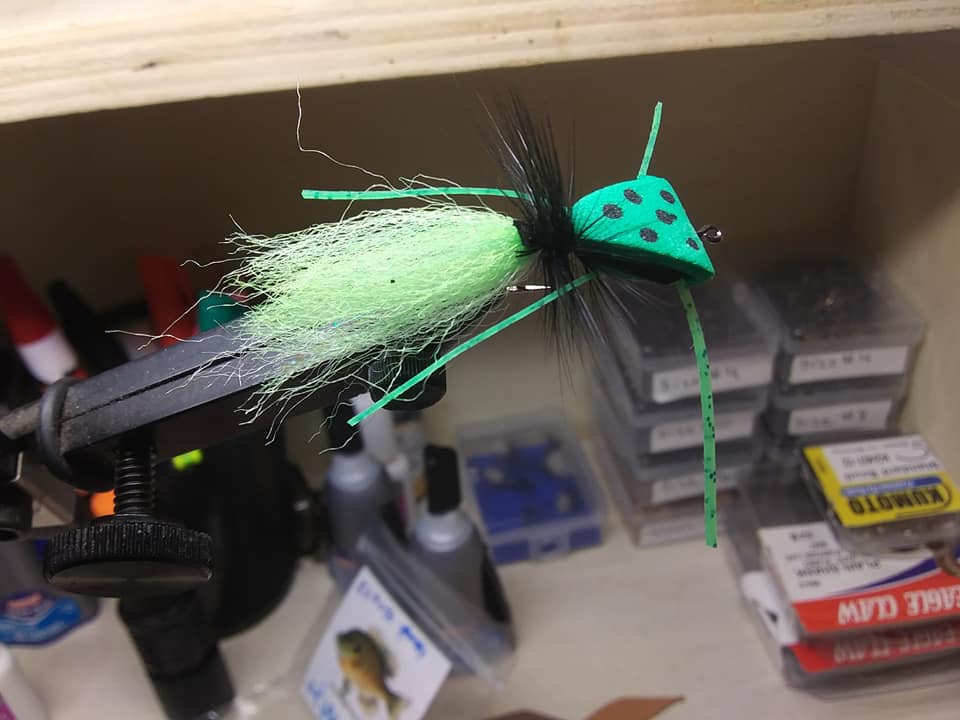 cutter bug fishing lure Arbogast Jitterbug Clicker 1/4 oz. Topwater The NEW Cutter Craw kicks and swims unlike any other craw on the market Bizz Baits Cutter Craw Alabama