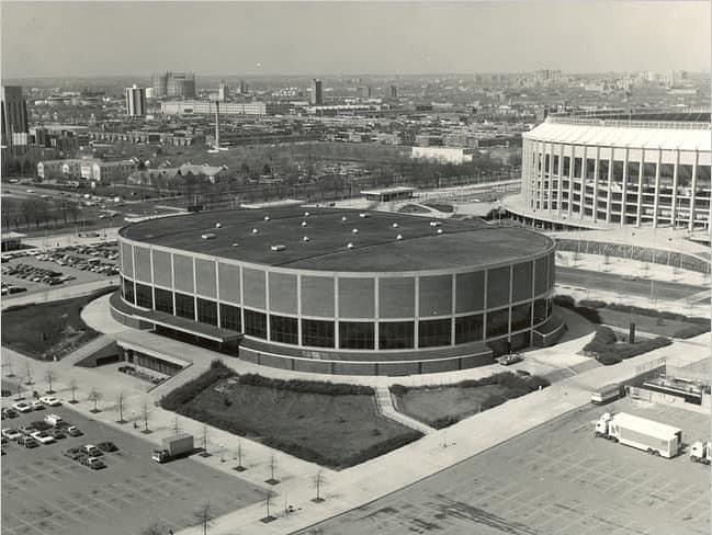 The Spectrum - major concert and sports arena (1967–2009) photo 2
