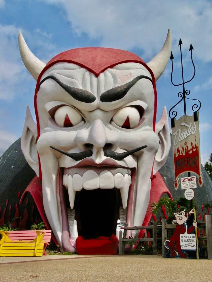 Dante's Inferno at Morey's Pier in Wildwood, early 1980s