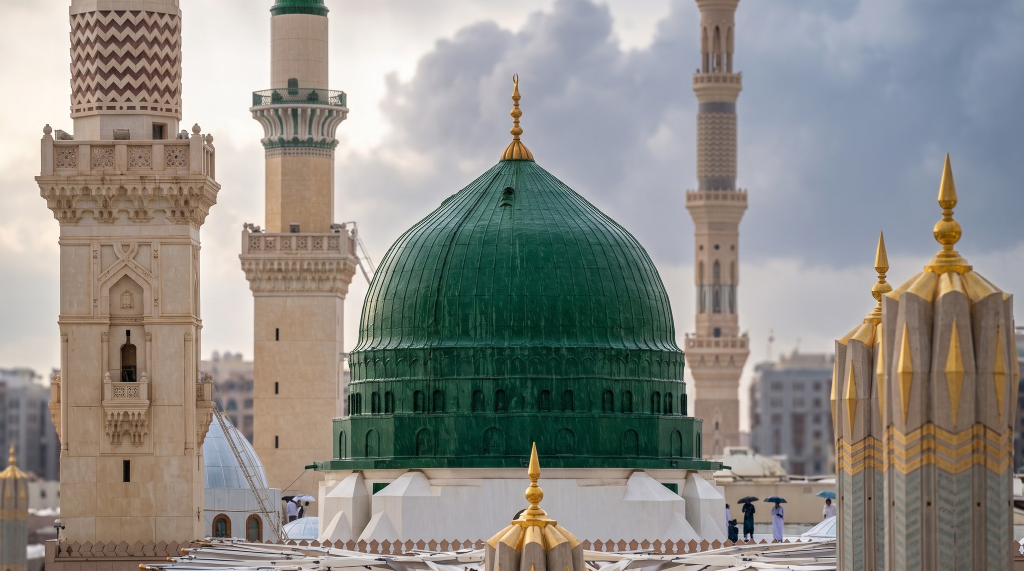 Ba roz e hashar meray is kahay ki laaj rakh lyna Huzzoor PBUH k waseely ...