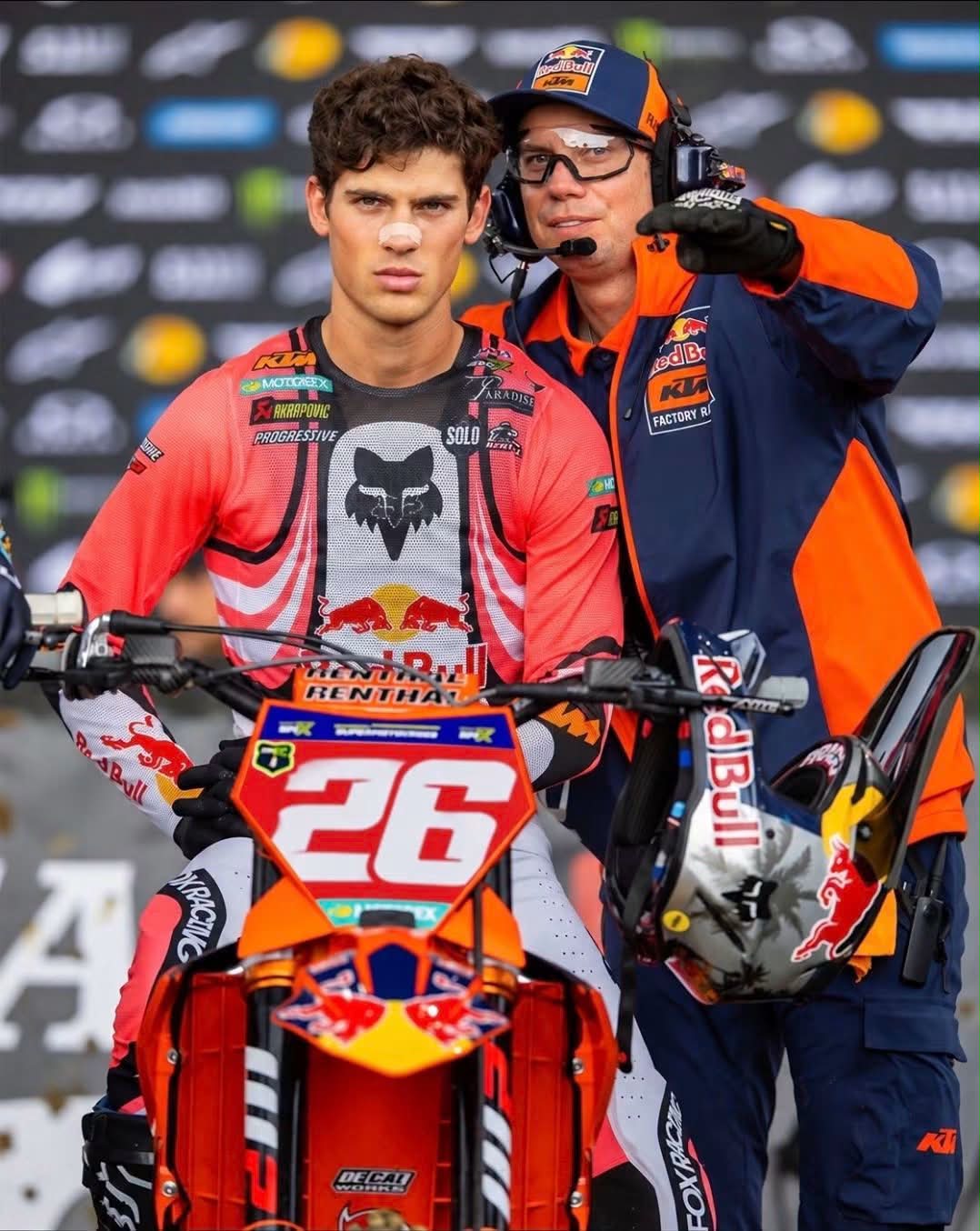 Jorge Prado leads 450 SMX standings with red plate