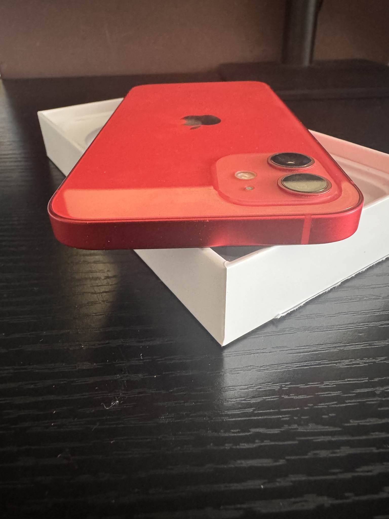 ? Apple iPhone 12 – 64GB – Product Red – Unlocked Excellent 