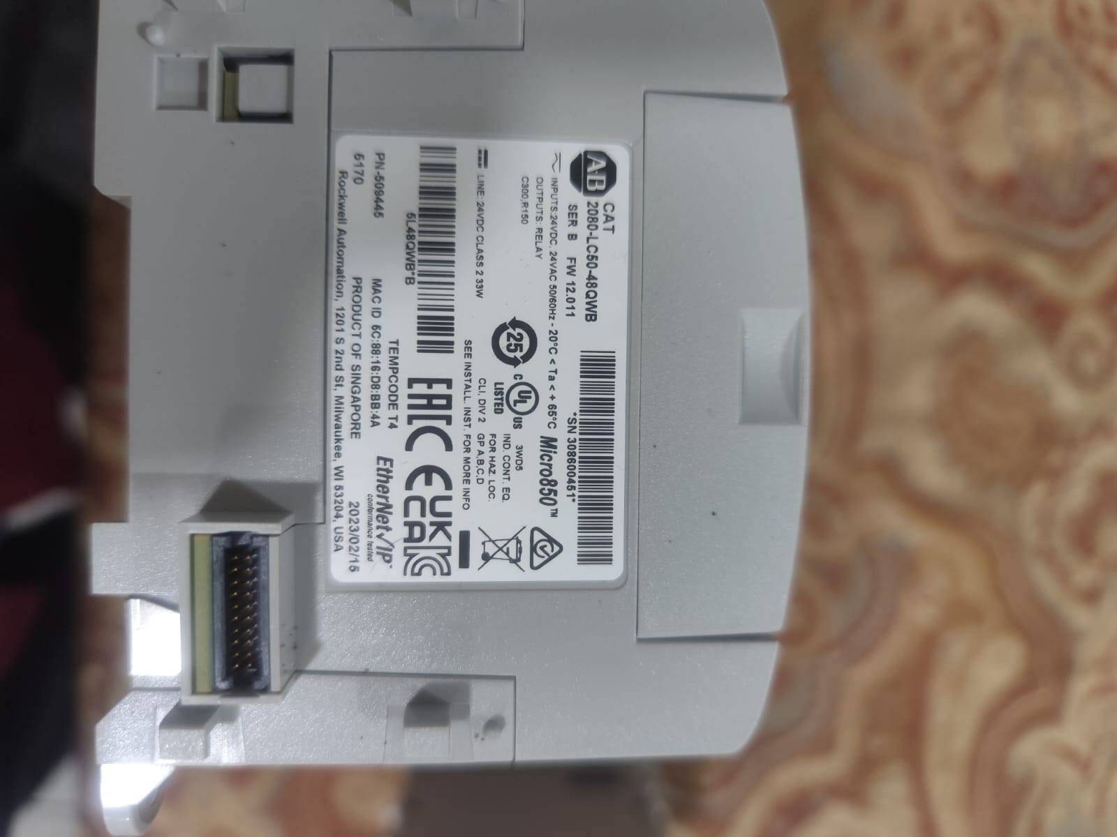 Micro850 2080-LC50-48QWB (PLC ) 2085-IQ16 (16 Point Digital Input