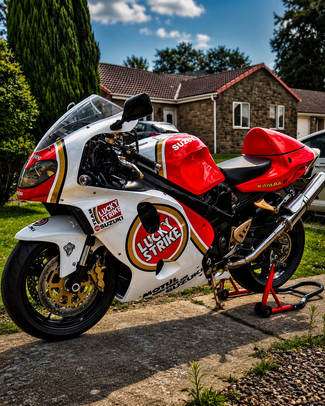 The late-1990s battle between the Suzuki TL1000S and the Ducati