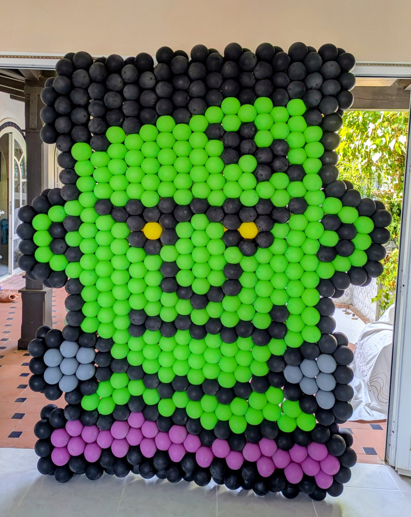 Learn Halloween balloon characters with Tess Demarco's duplet