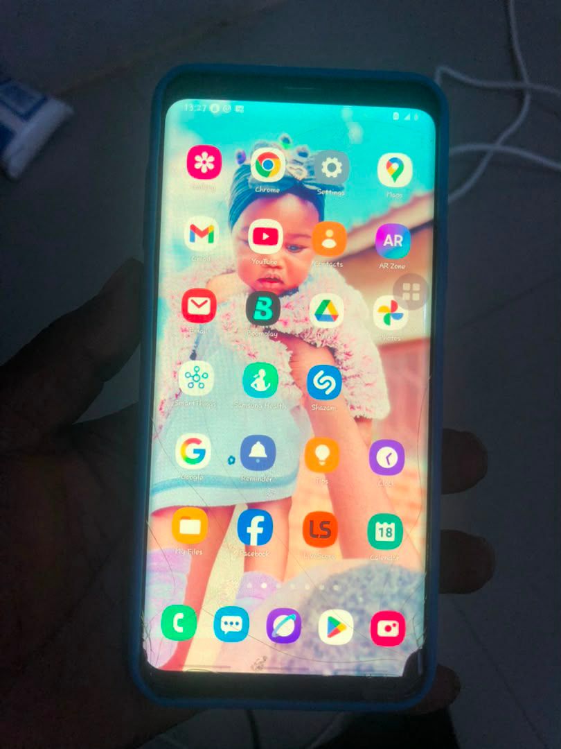 Samsung s9plus 64gb 1300 call me 0570152506