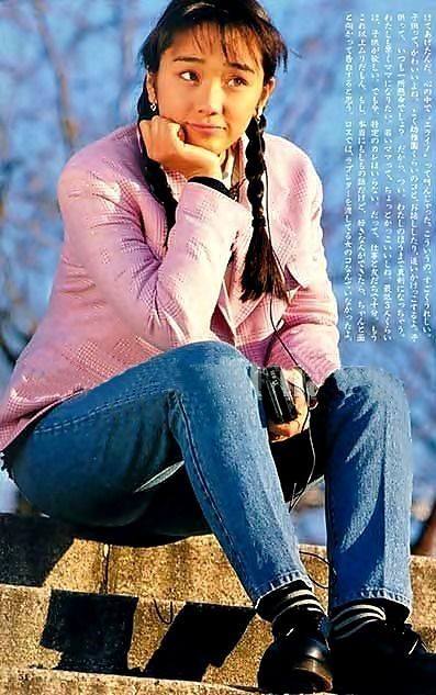 西田 ひかる（にしだ ひかる、1972年8月16日生まれ）は、日本のポップ