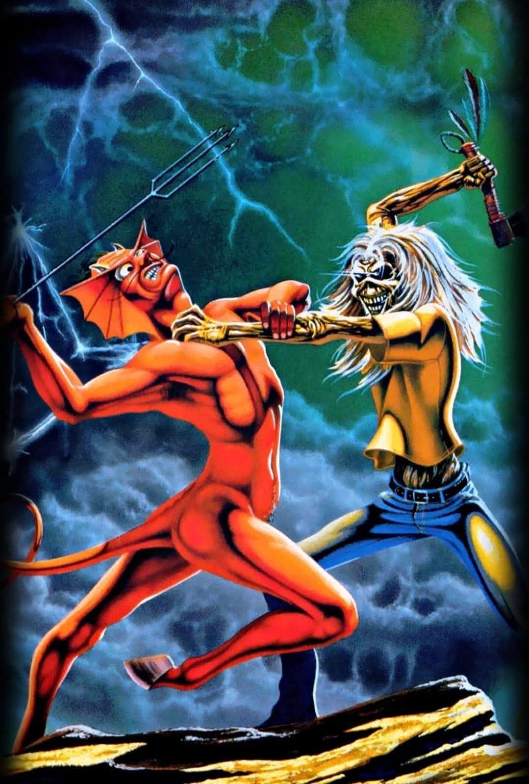 44 years ago, #IronMaiden released the single #RunToTheHills
