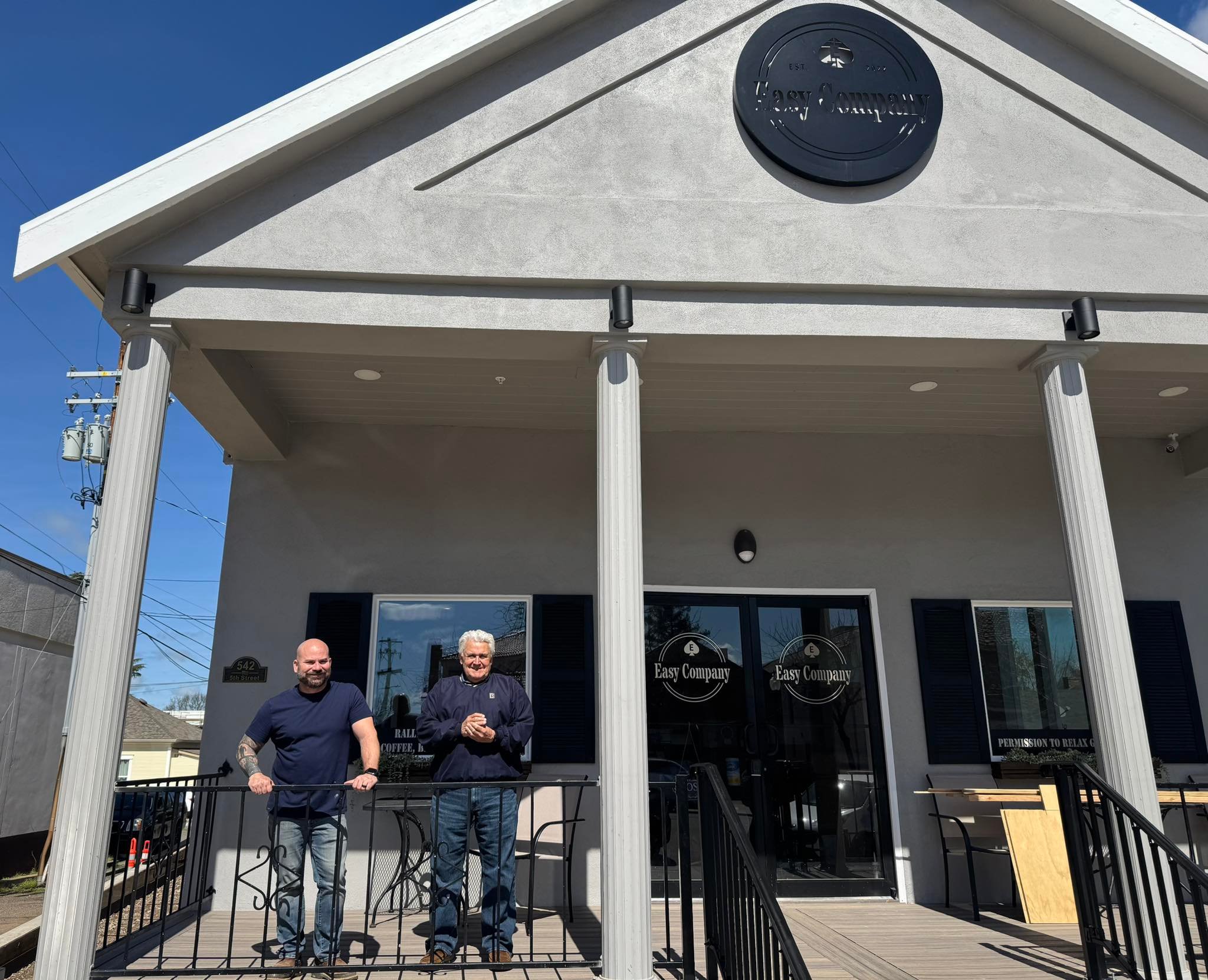 Lincoln Area Chamber - Chris Evans owner and Ralph Colunga the chairman ...