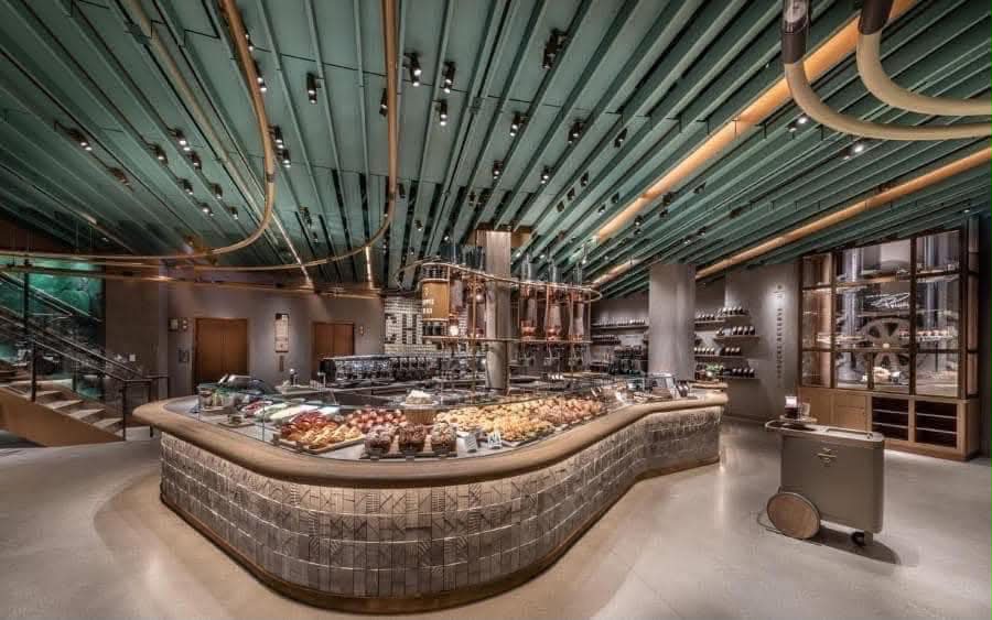 Let's visit the World's largest Starbucks, Starbucks Reserve