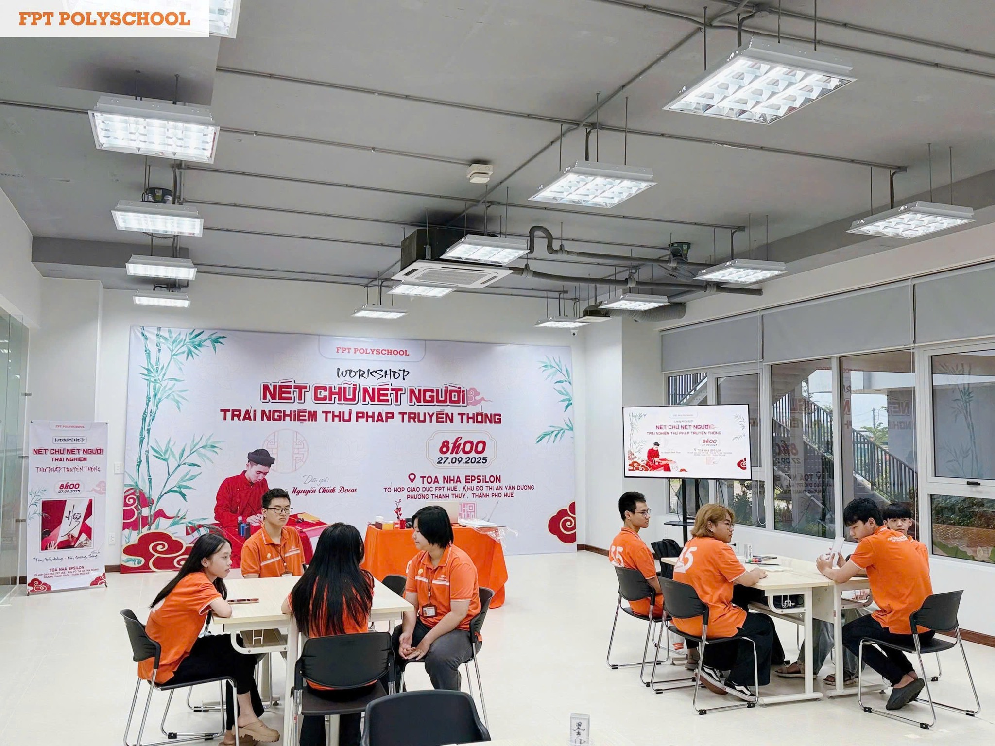 The PC Express - FPT... - The PC Express - FPT PolySchool Huế