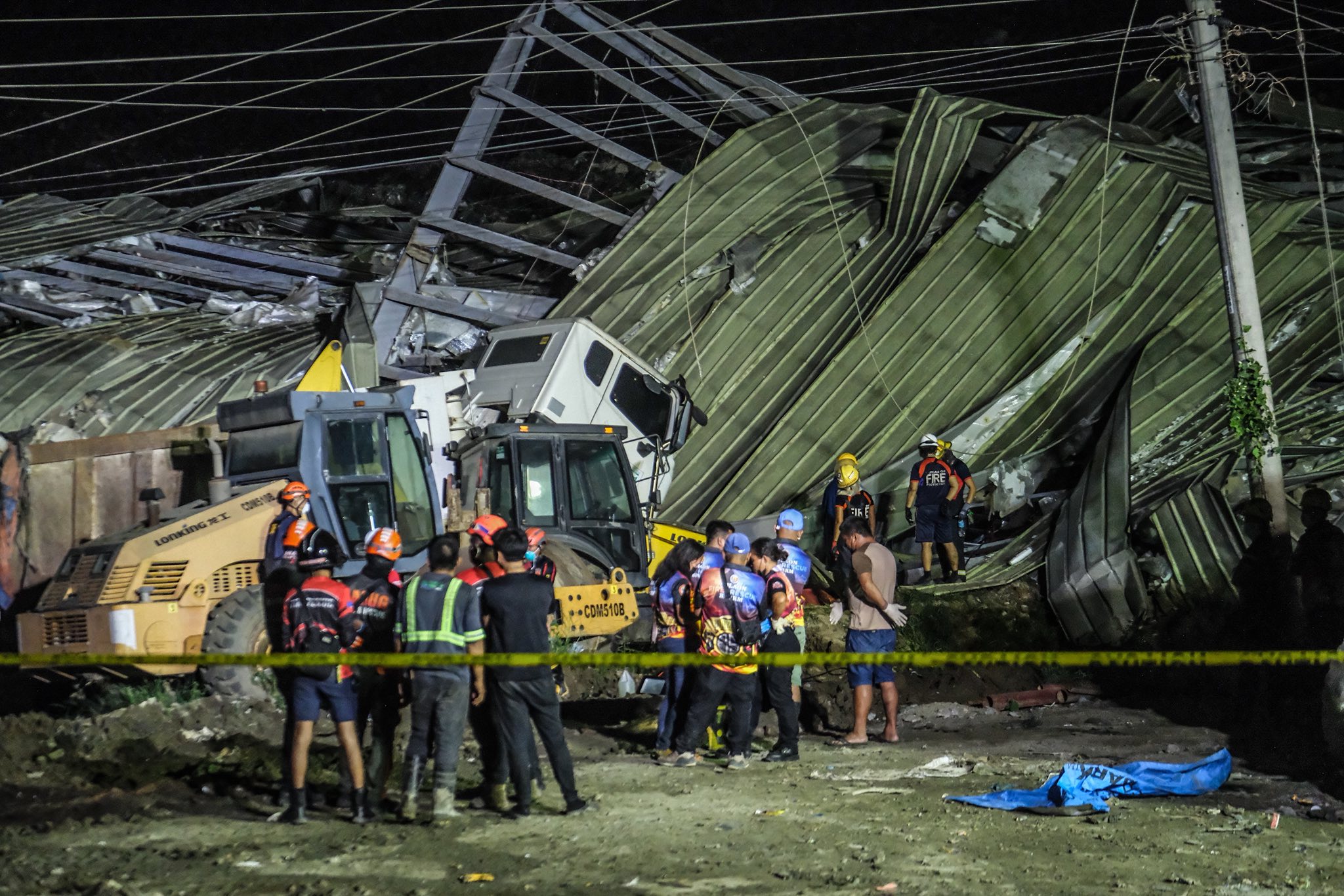 Aksyon - #LOOK: NAGAPADAYON ANG RESCUE OPERATIONS SA LANDSLIDE SA ...