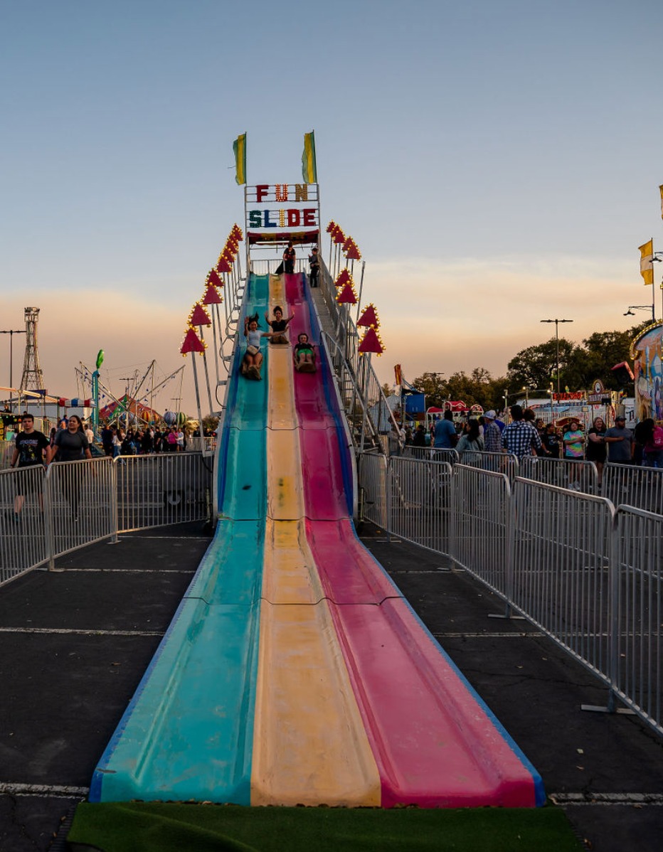 Mighty - It’s the LAST CHANCE to ride with Thomas Carnival at the Clay ...