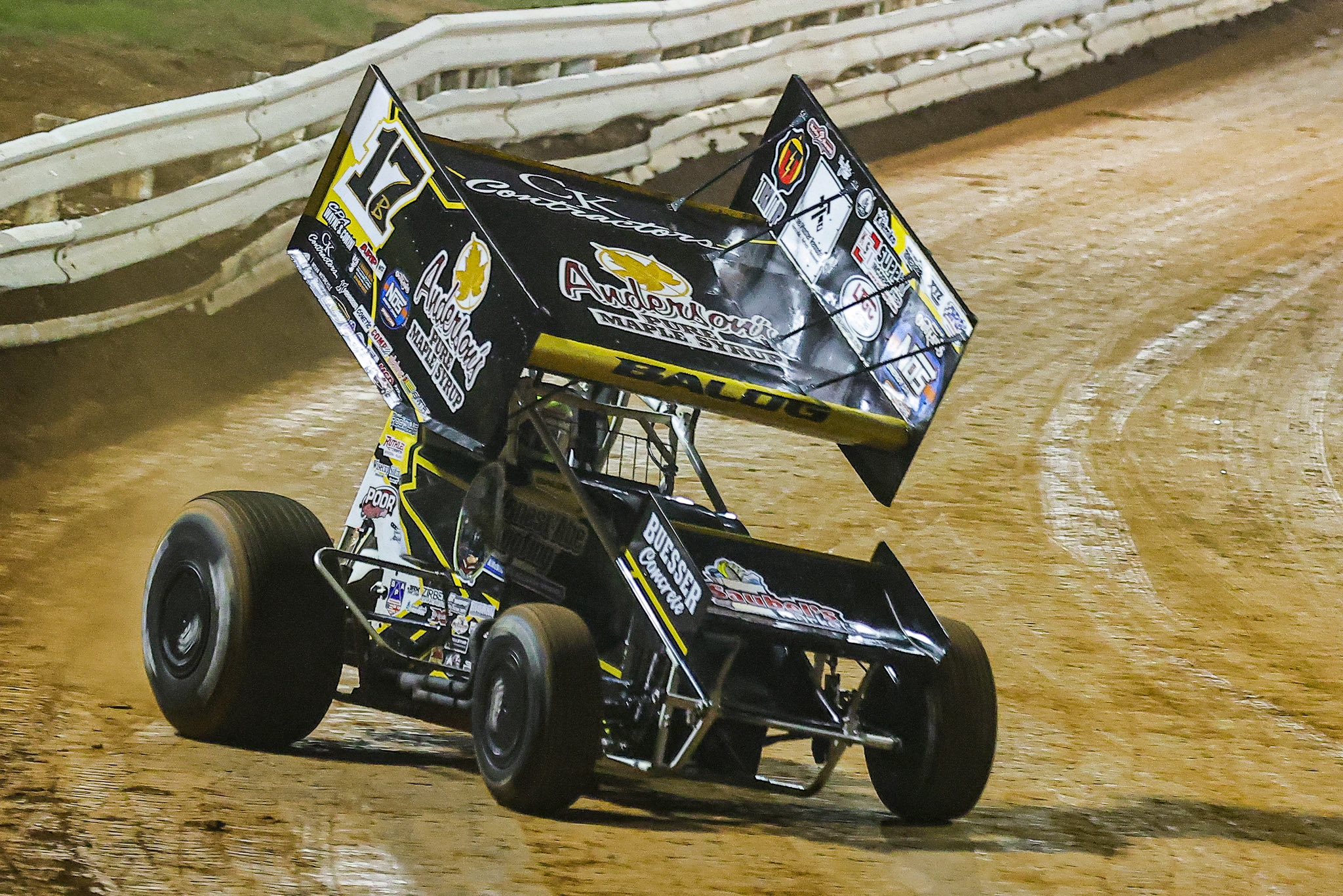 World of Outlaws... - World of Outlaws Sprint Car Series