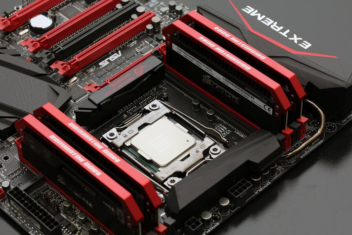 ROG DOMINATOR PLATIUM DDR4 -... - ASUS Republic of Gamers | Facebook