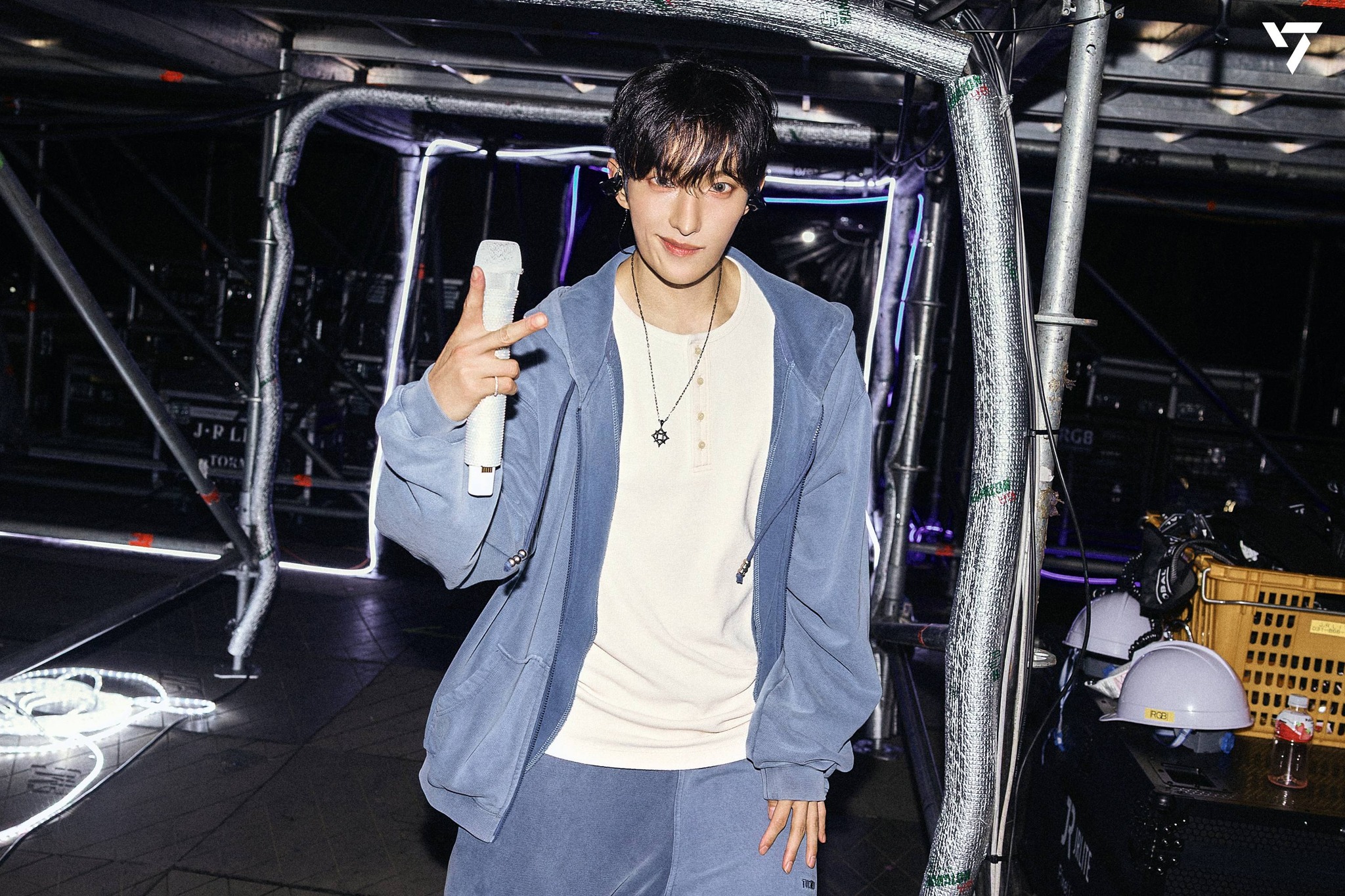 DOKYEOM SEVENTEEN WORLD TOUR ENCORE PHOTO SKETCH 🥹🩶