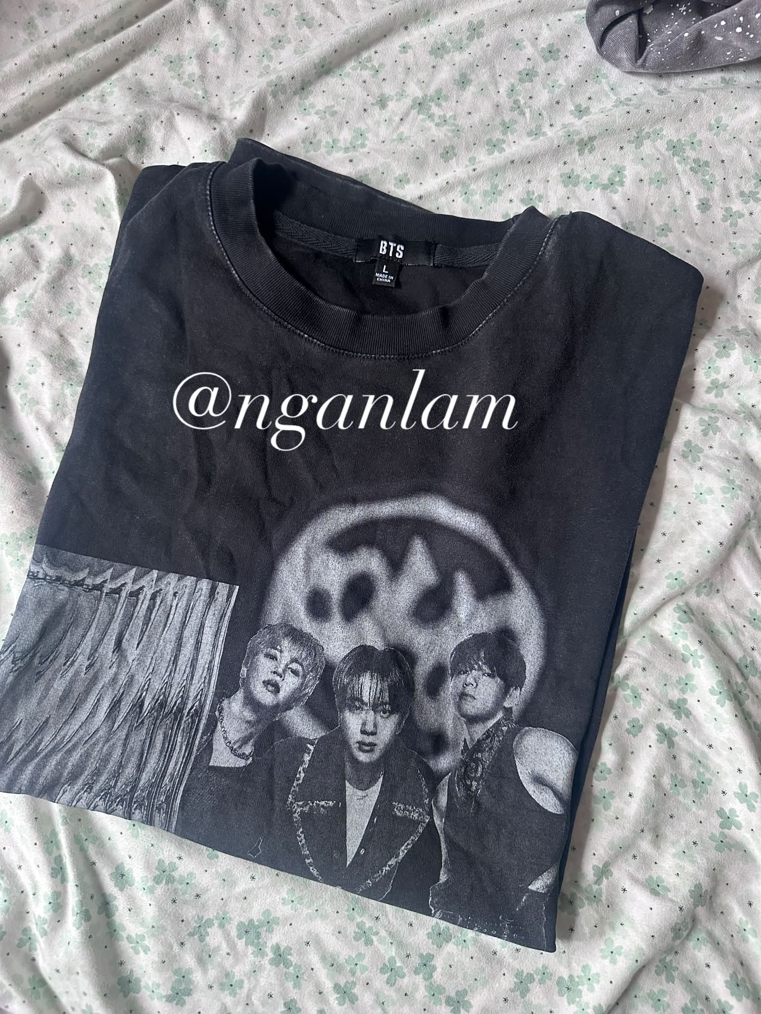 BTS photo t-shirt for sale size L