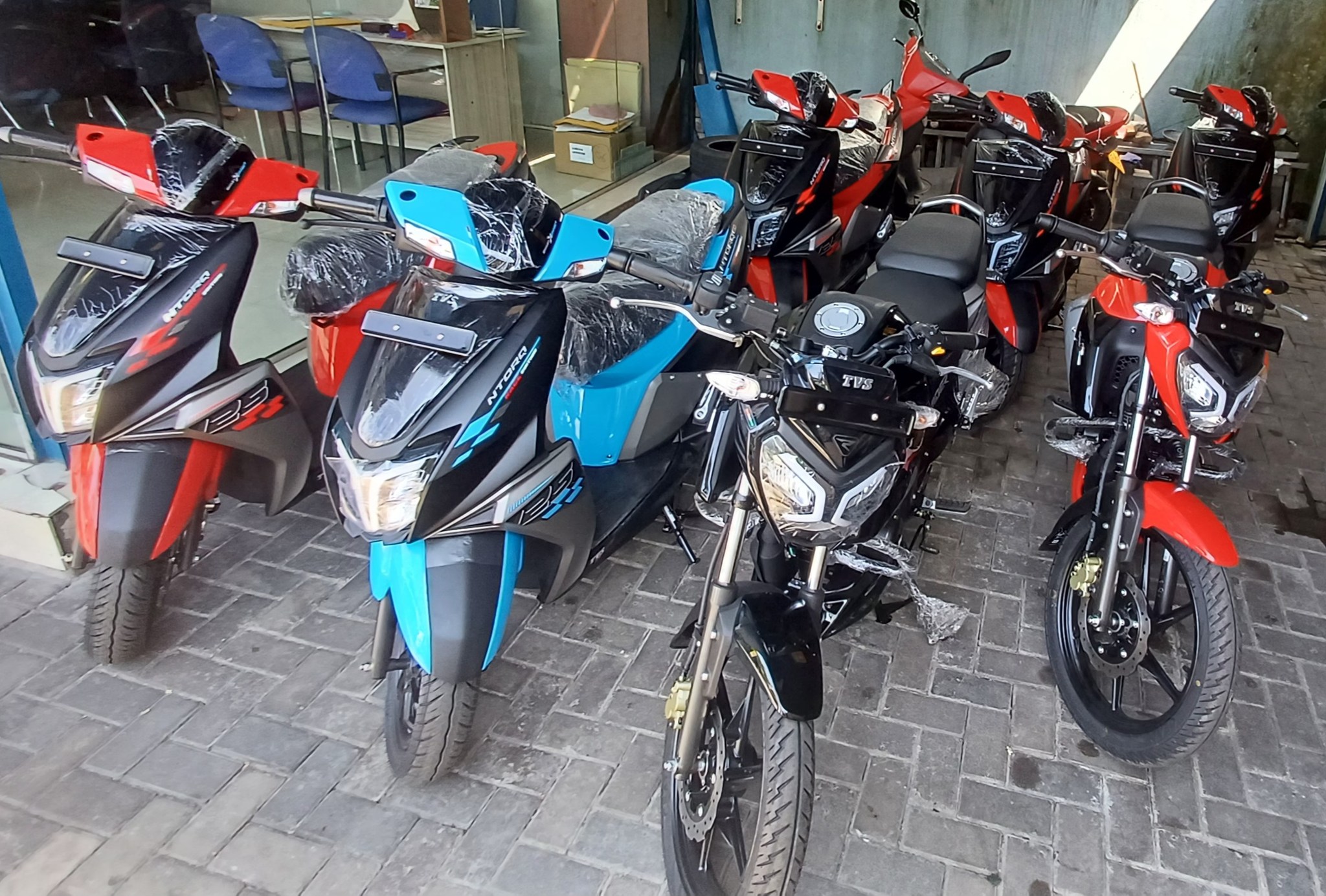 🔥 BRAND NEW 2025 TVS BIKES – AVAILABLE NOW! 🔥 🚀 Be the FIRST to