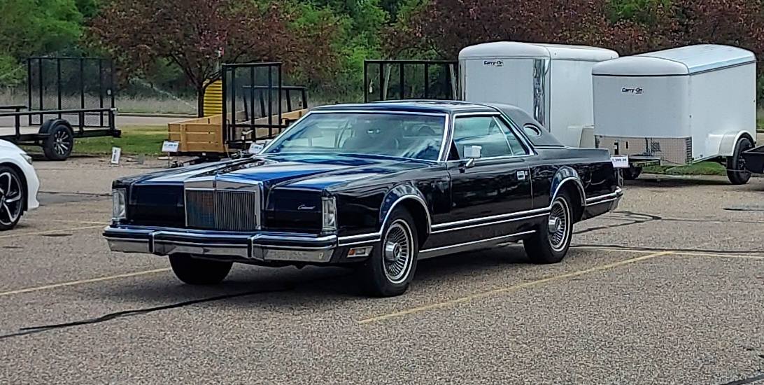 Lincoln Continental Mark V weekend errands