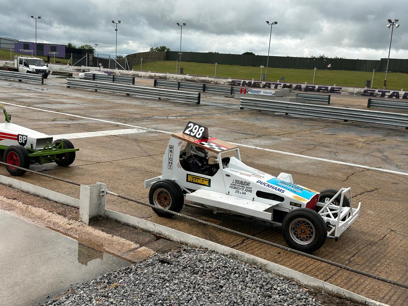 UK Vintage OVAL Racing