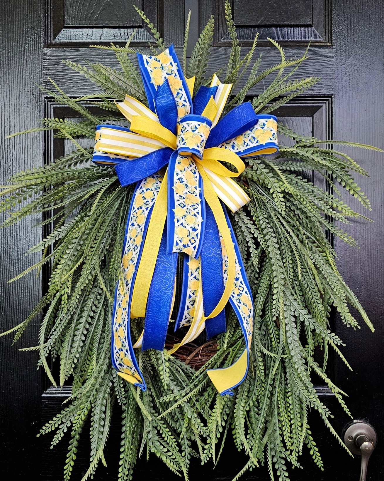 The Wreath - Sonia made this beautiful Classic Fern Wreath, and it’s ...