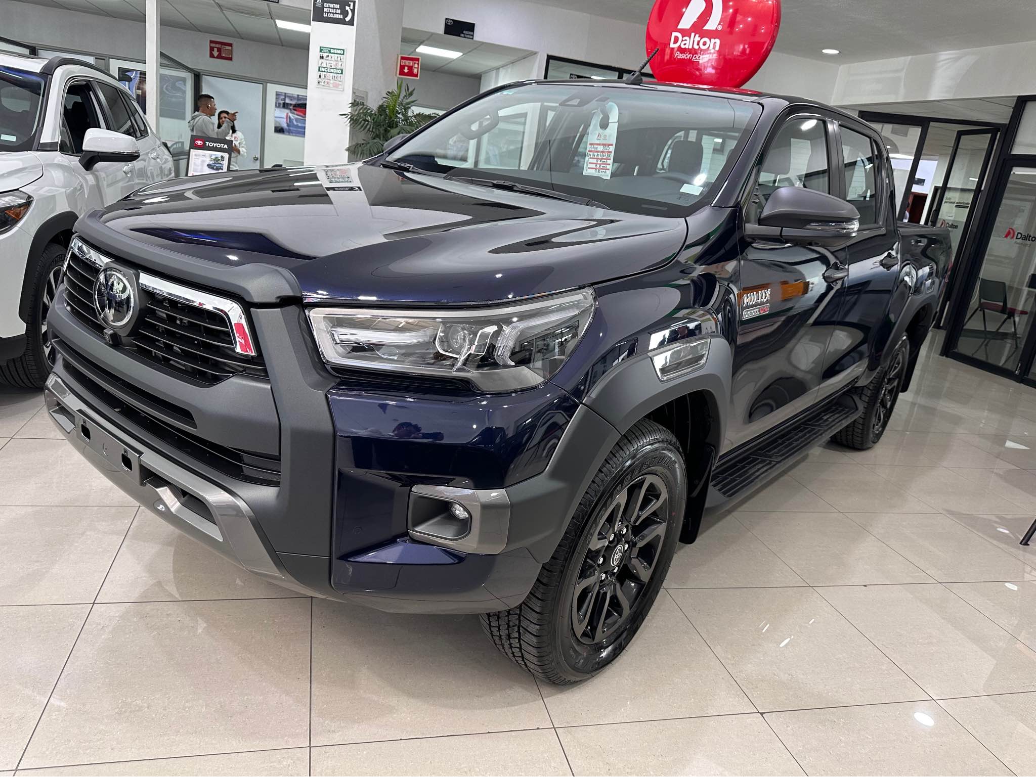 2025 Toyota hilux diÉsel mehv aut 4x4 - Commercial Vehicles ...