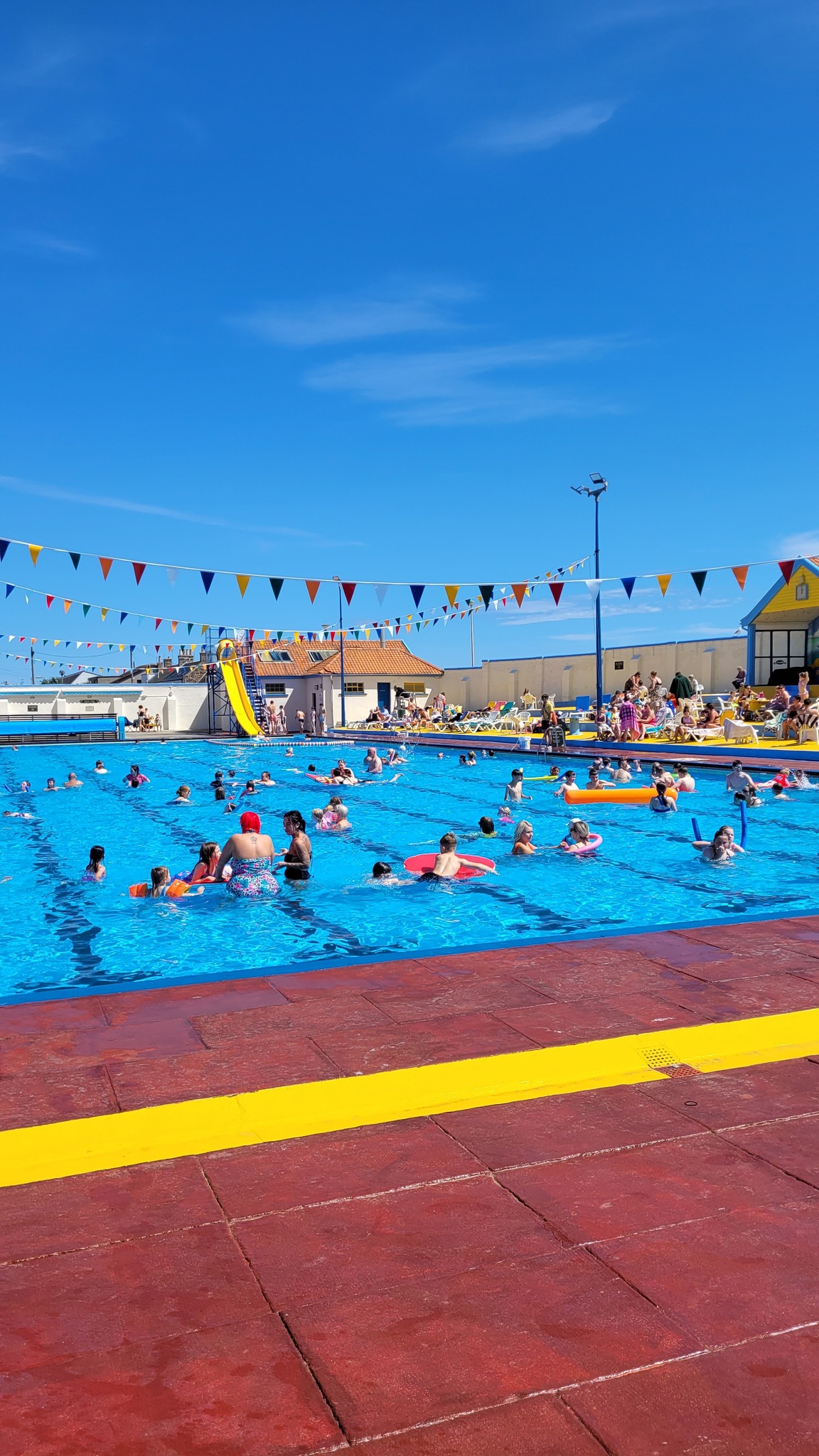 Stonehaven Heated Open Air Pool | Stonehaven