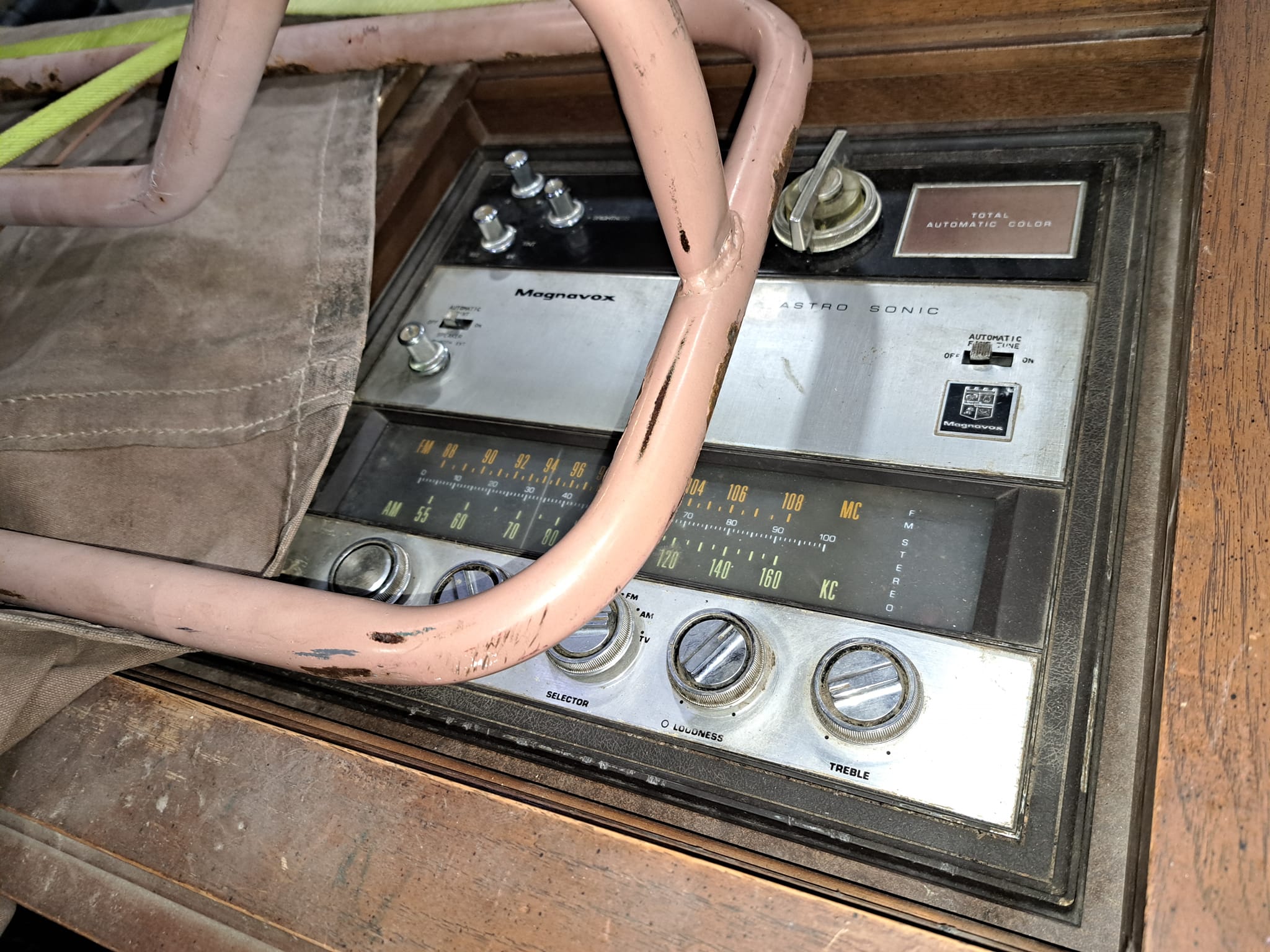 Just got a 1966 color magnavox astro sonic today