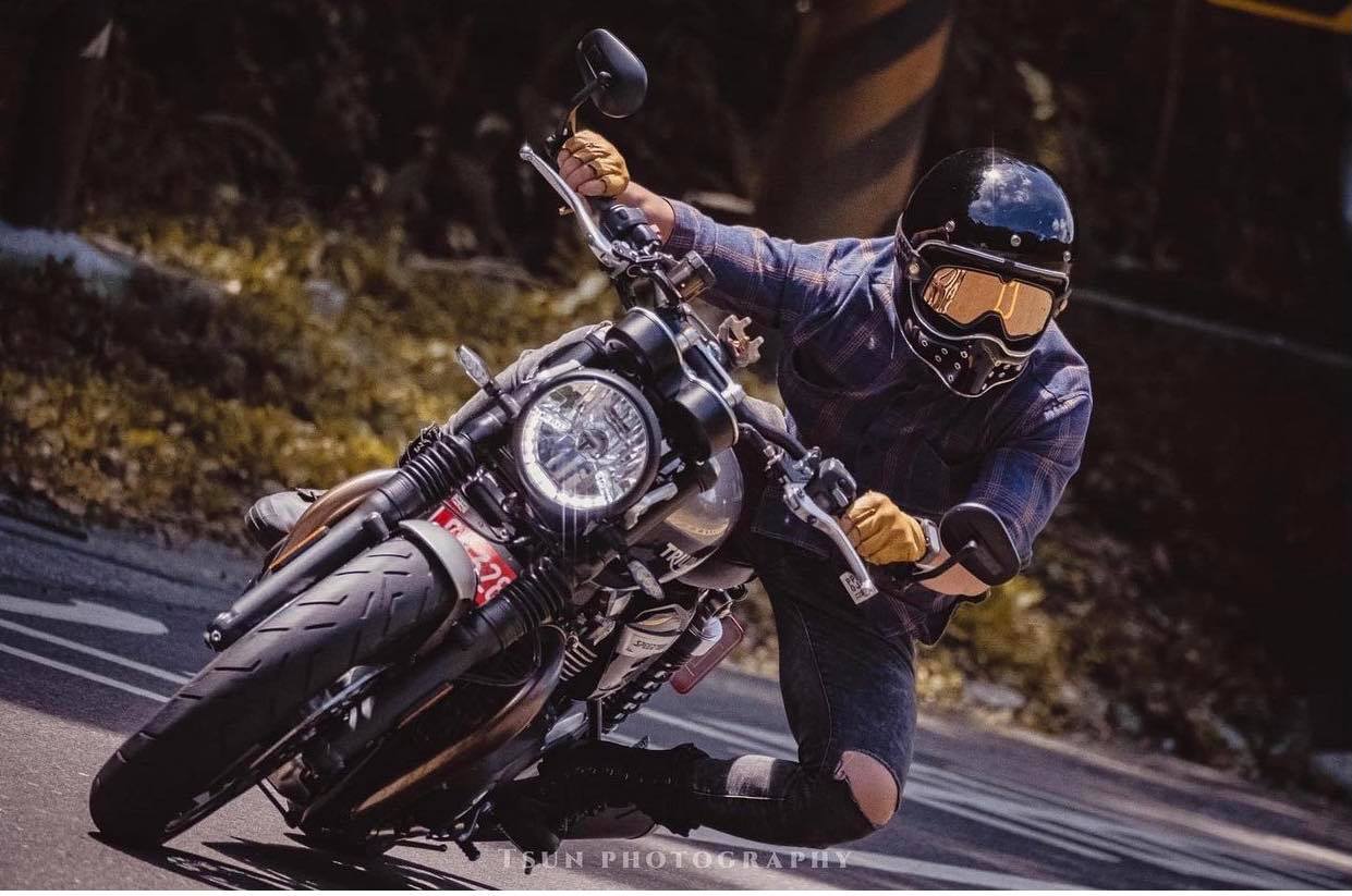BLADE RIDER HELMET 似乎大家的車都有點壞了... - Blade Rider Helmet | Facebook