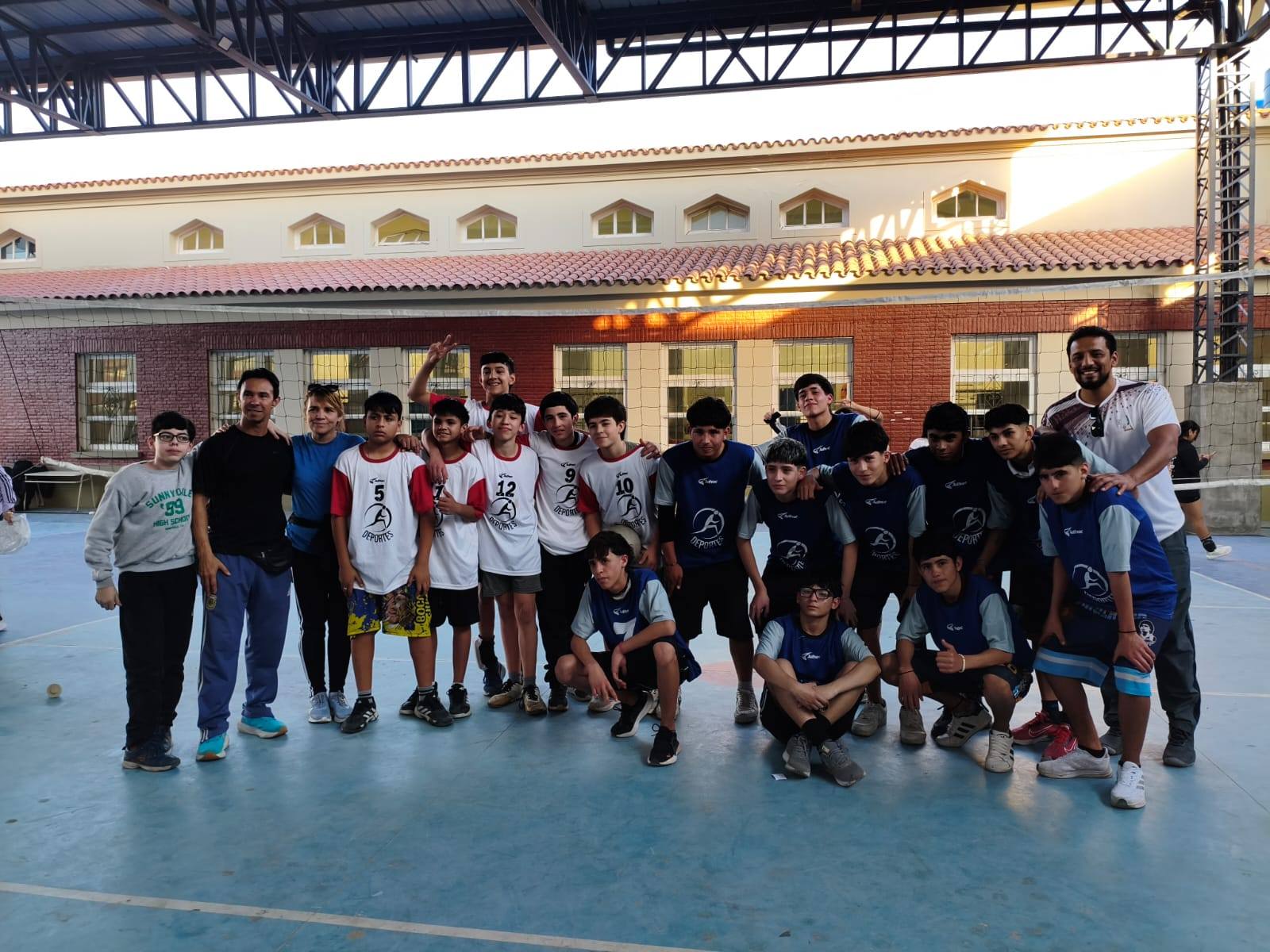 Normal voley club