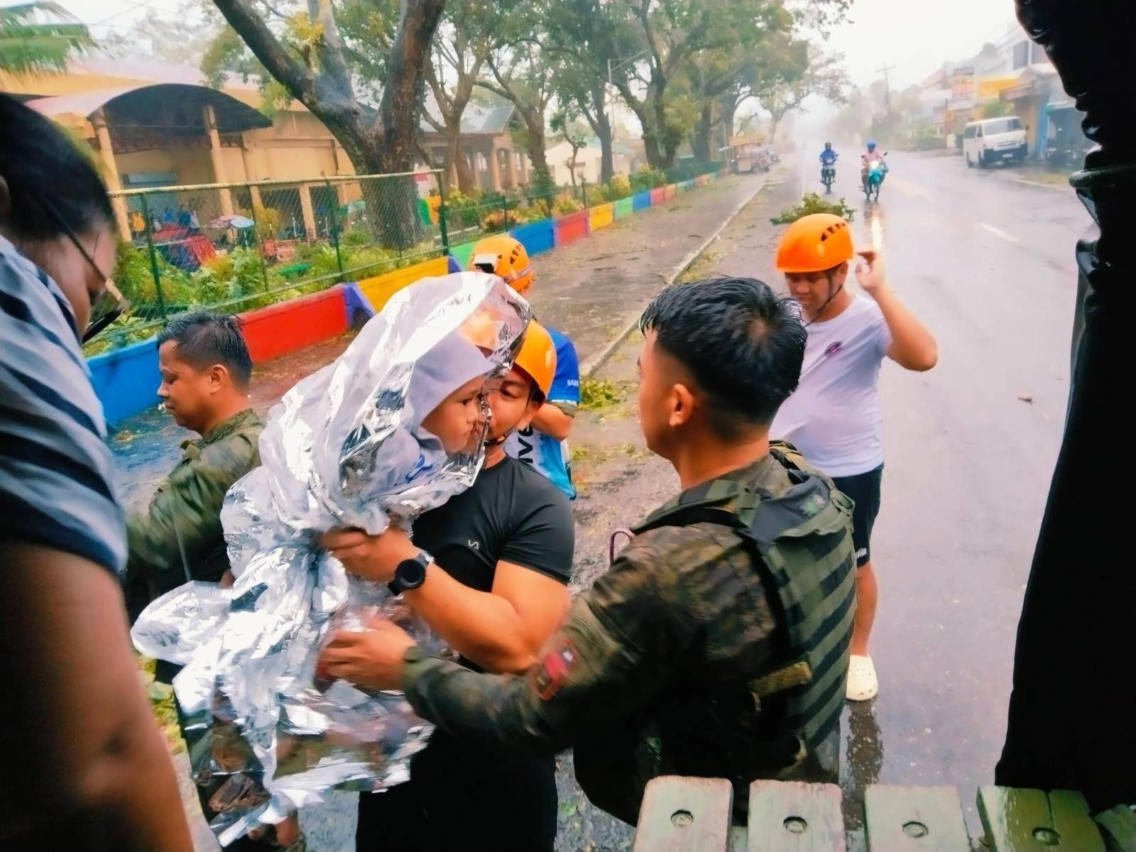 AFP Mobilizes Troops... - Armed Forces of the Philippines | Facebook
