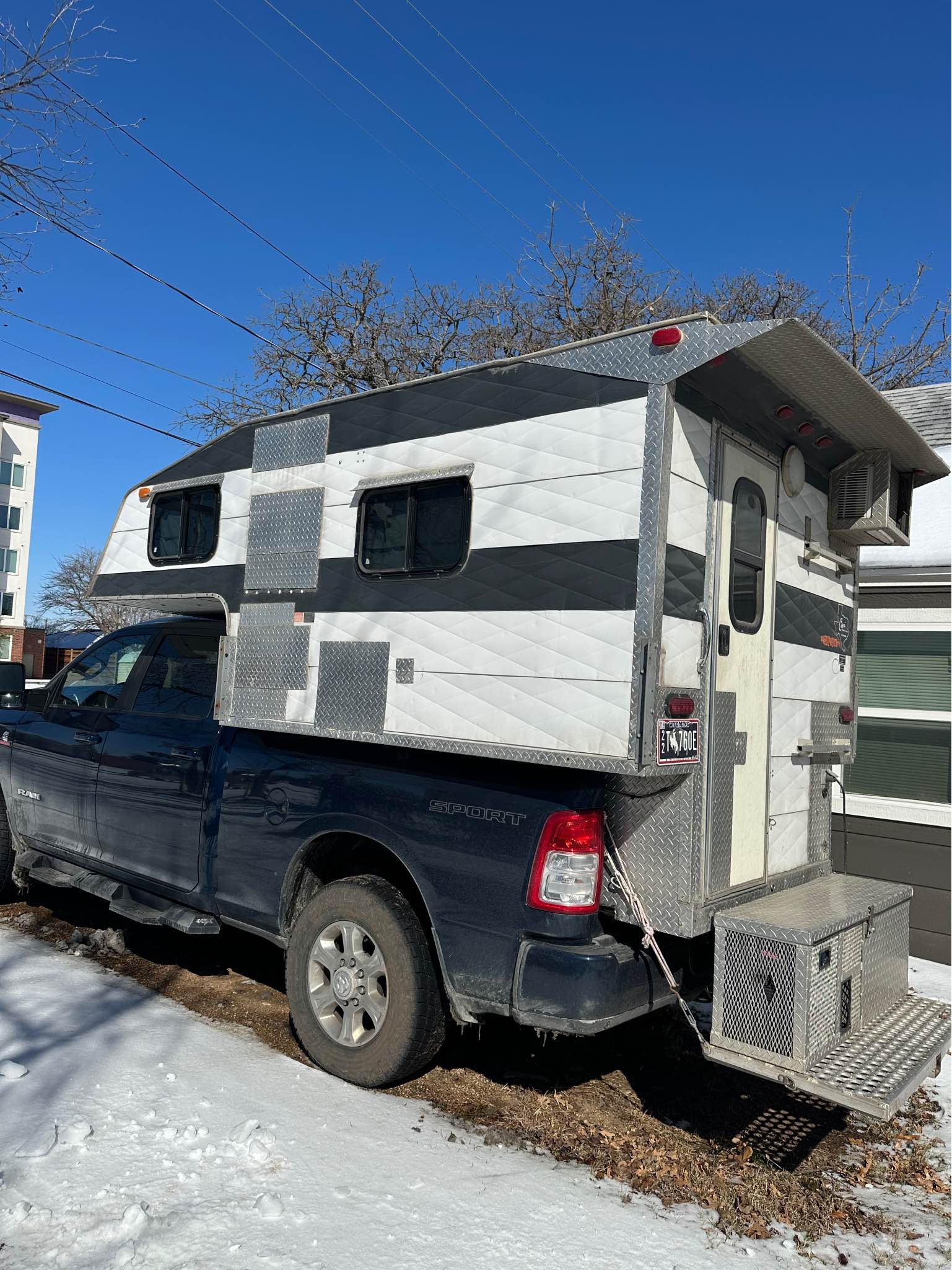 Capri camper with rack and generator - RVs & Campers - Stephenville ...